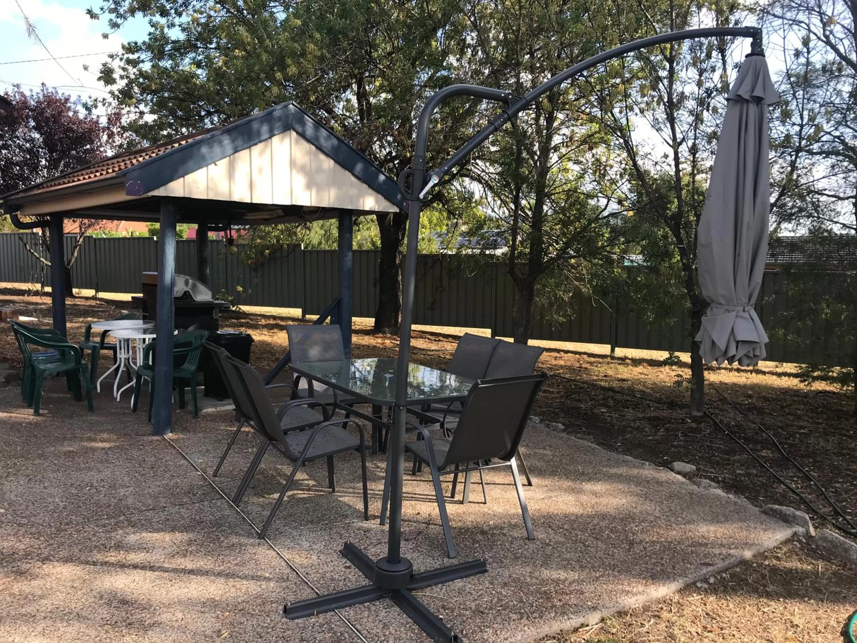 BBQ facilities in Kootingal Landview Motel