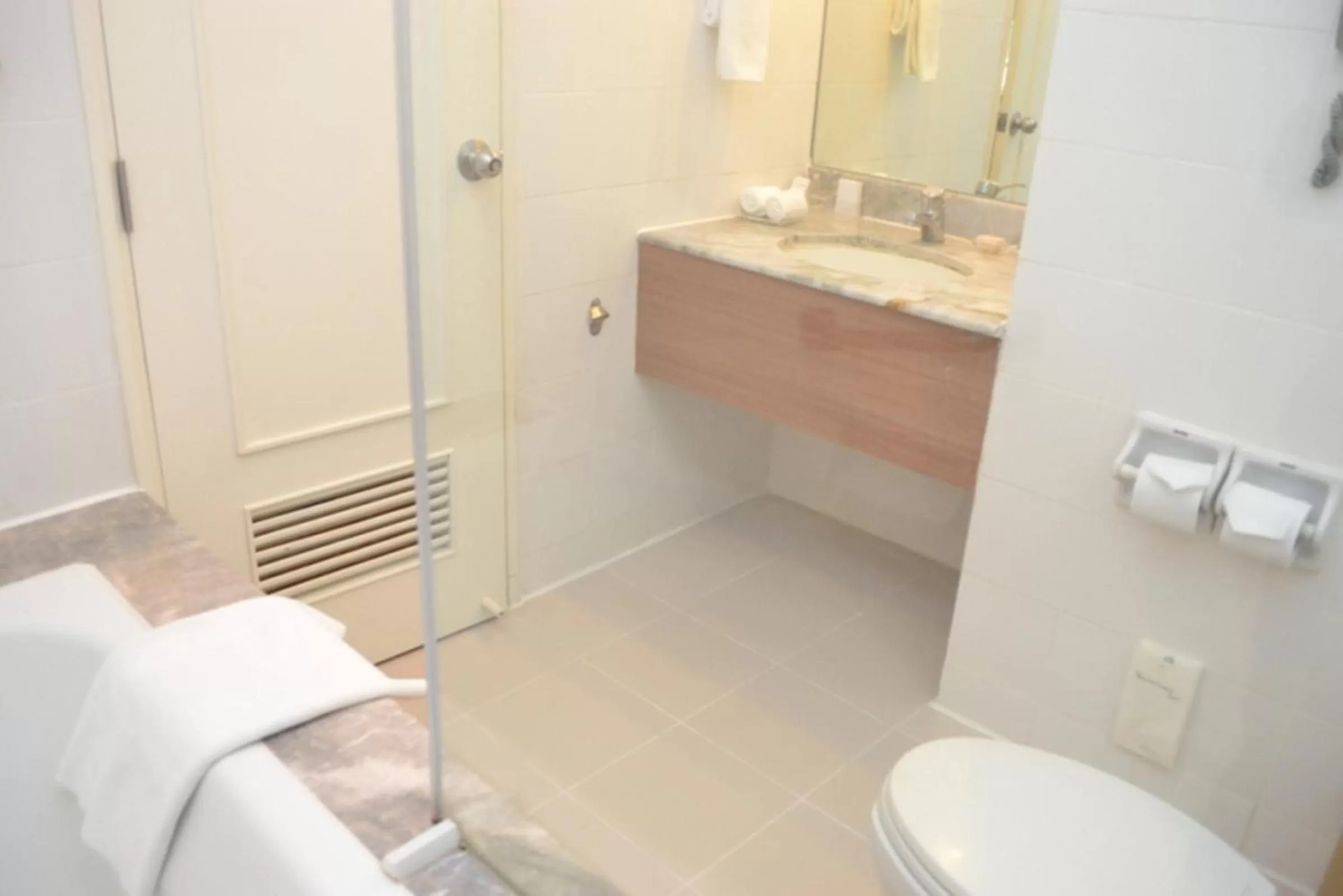 Bathroom in Royal Princess Larn Luang - SHA Extra Plus