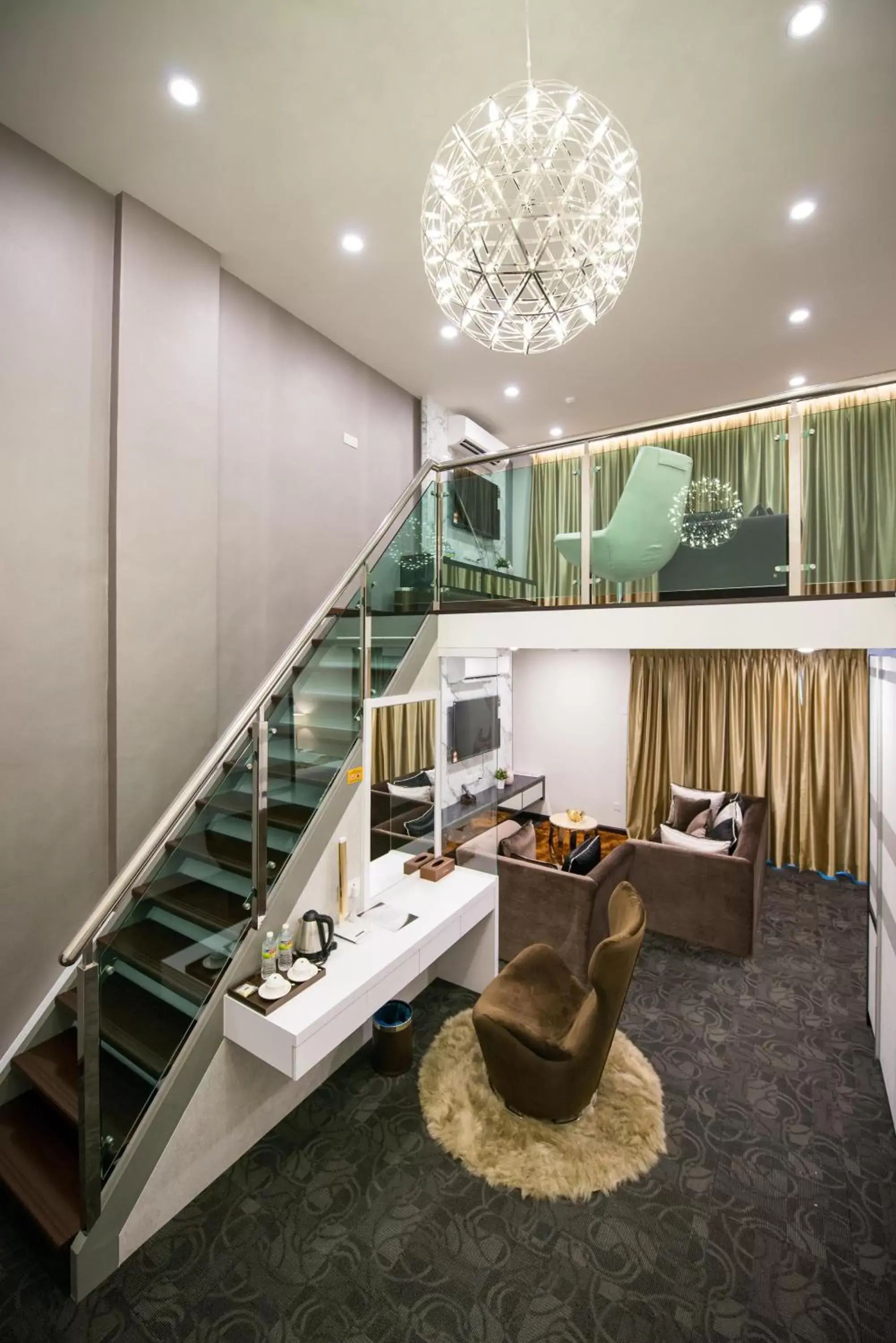 Suite with Balcony in Asiatic Hotel Suite with Balcony in Asiatic Hotel