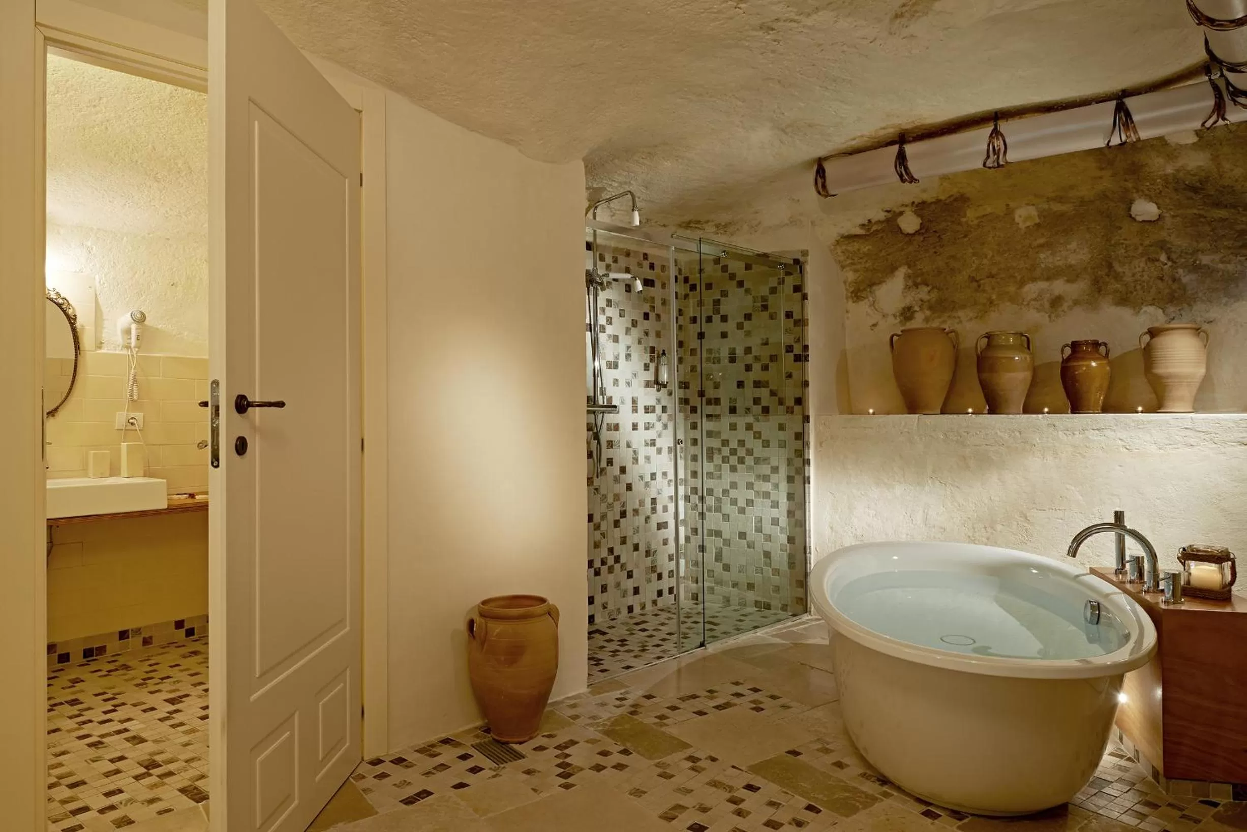 Bathroom in Fra I Sassi Residence