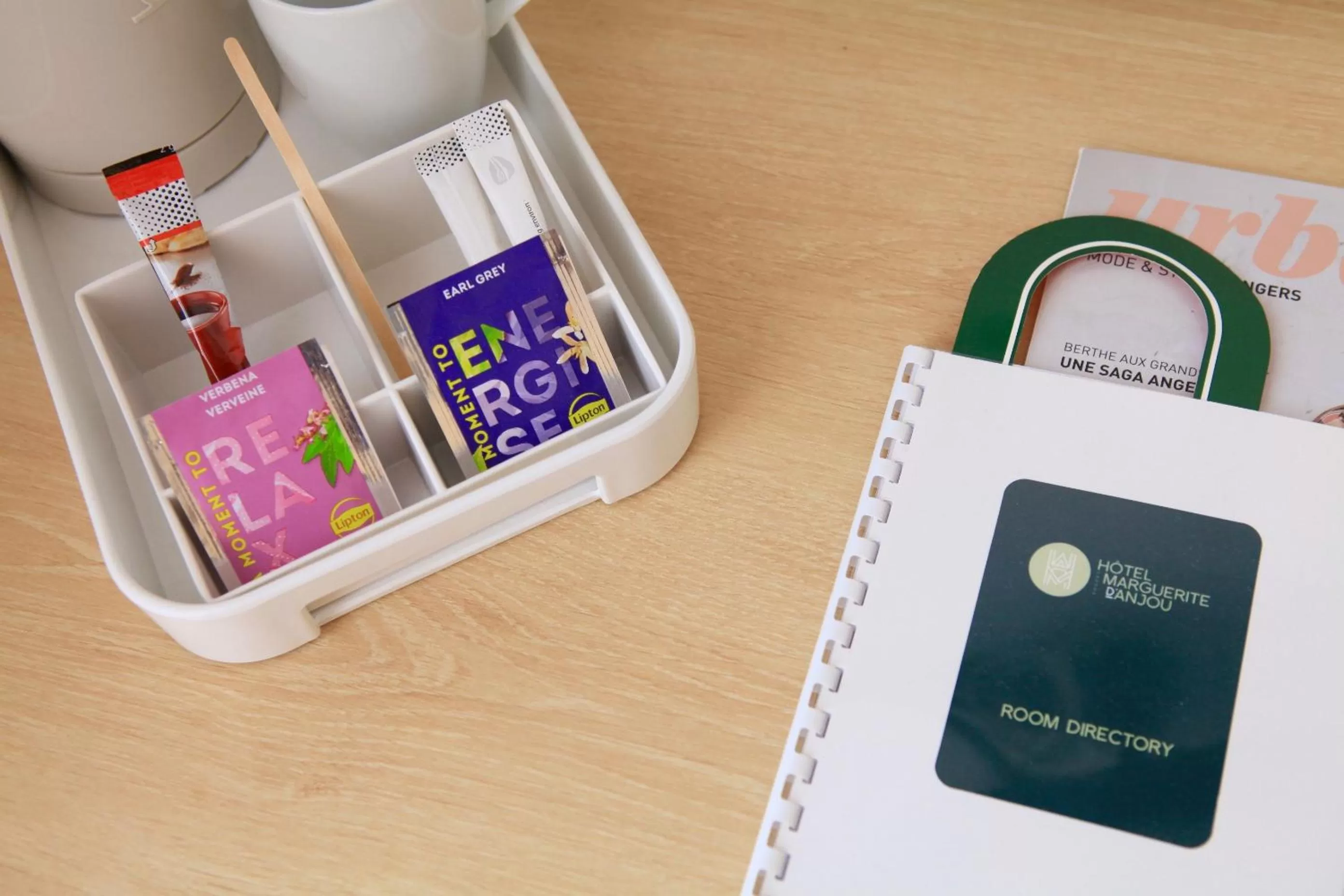 Coffee/tea facilities in Logis Hôtels- Hôtel Marguerite d'Anjou Angers château
