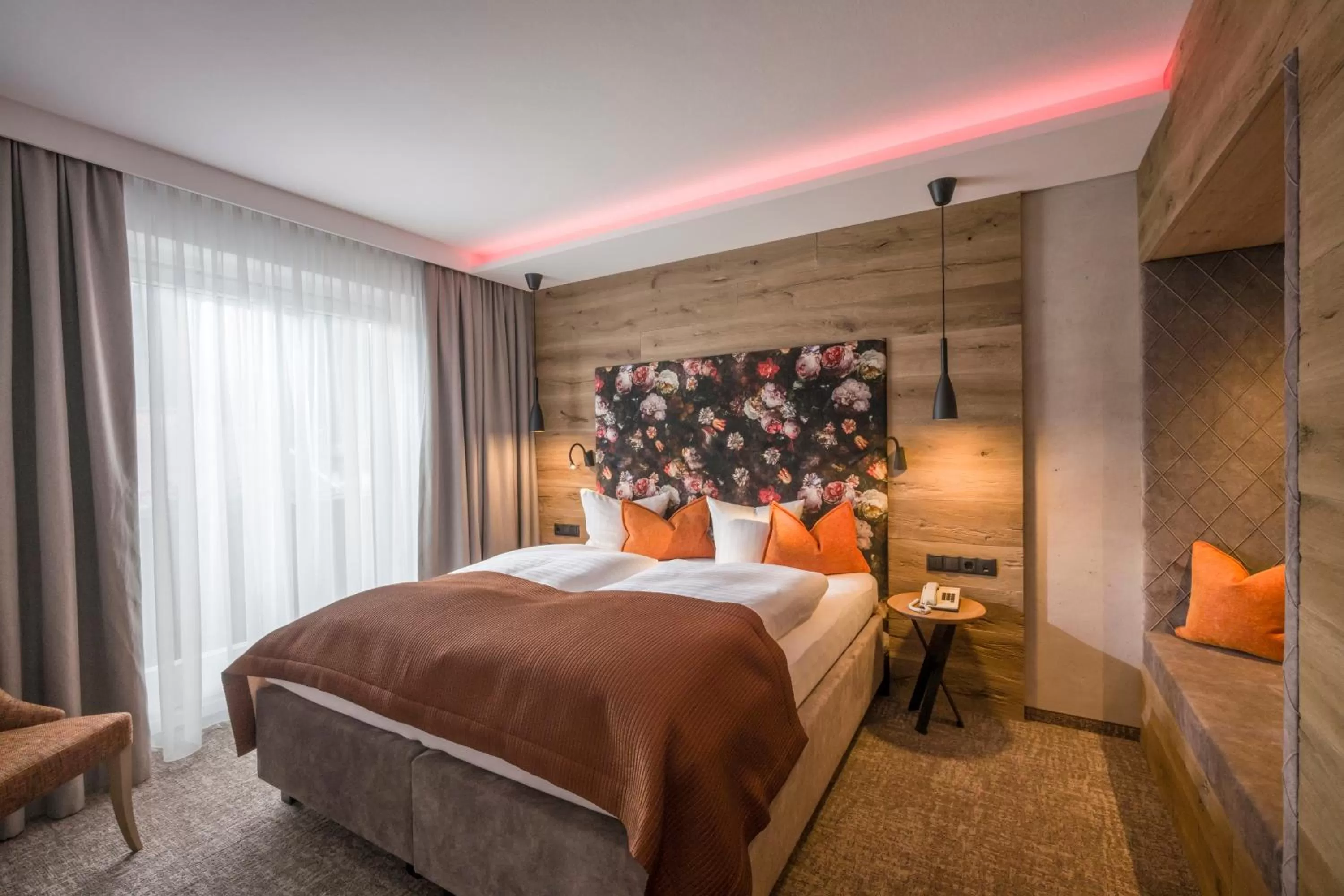 Photo of the whole room, Bed in Hotel Jägerhof und Jagdhaus