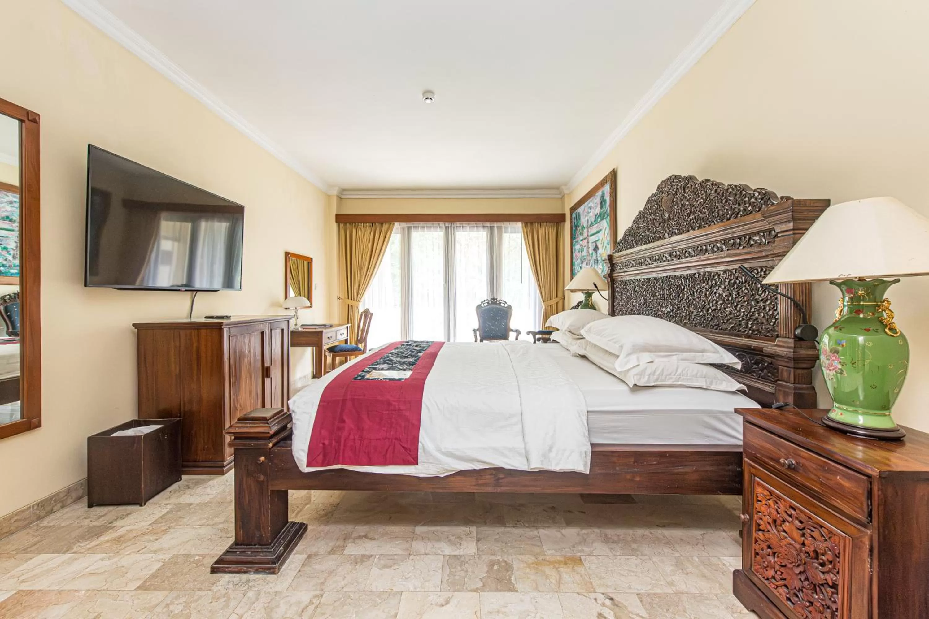 Bedroom, Bed in Hotel Kumala Pantai