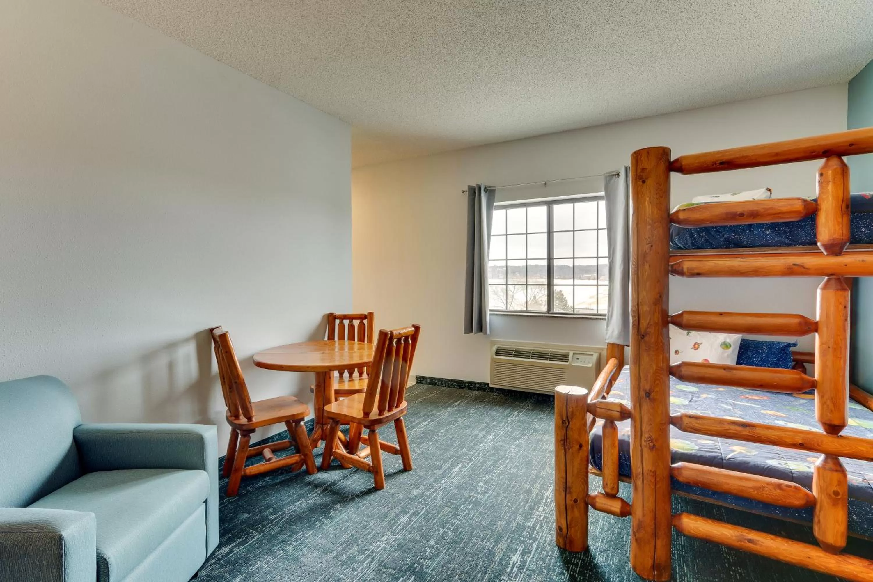 Bed in Parkshore Resort