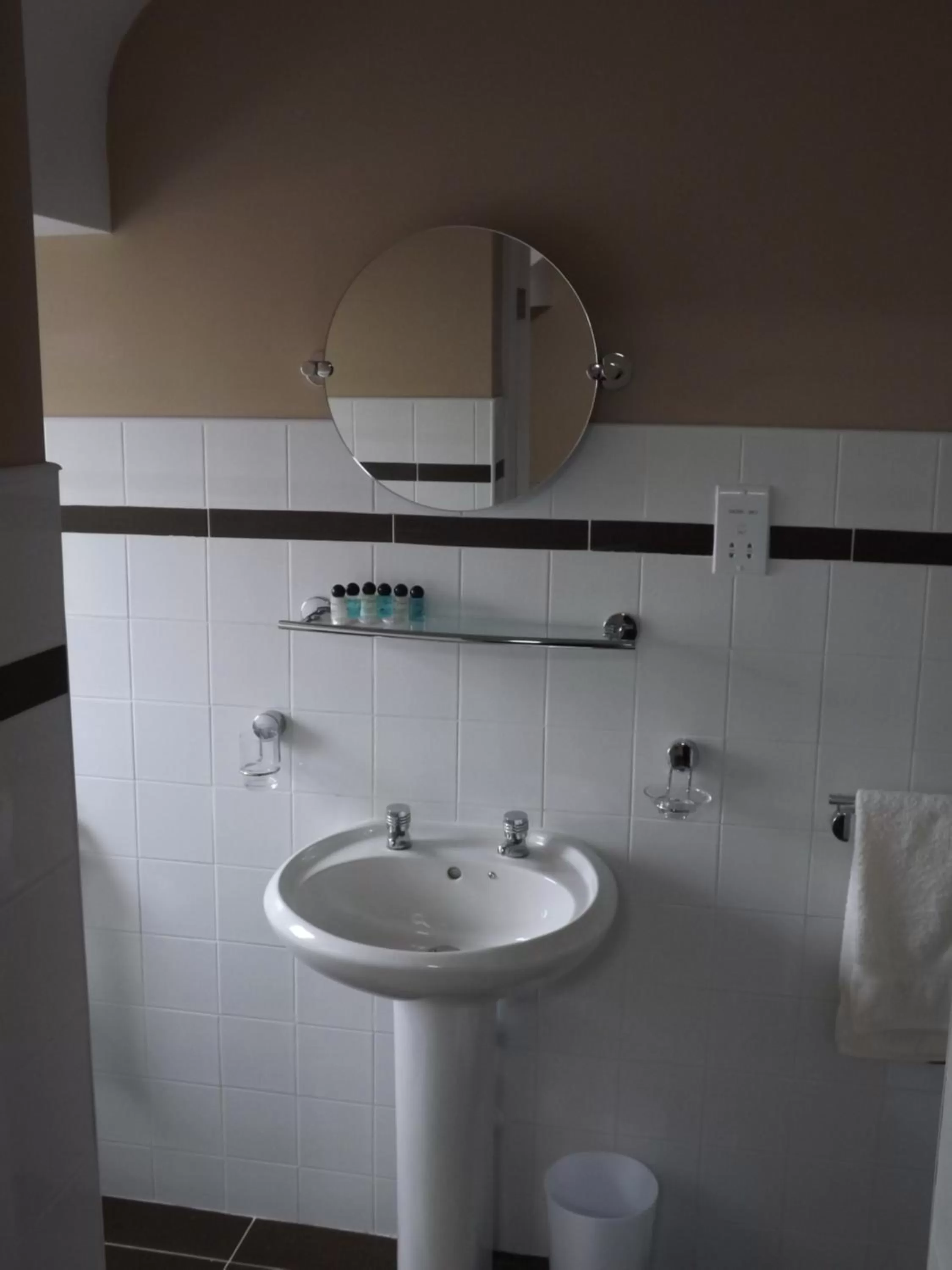 Bathroom in The Old Stanley Arms