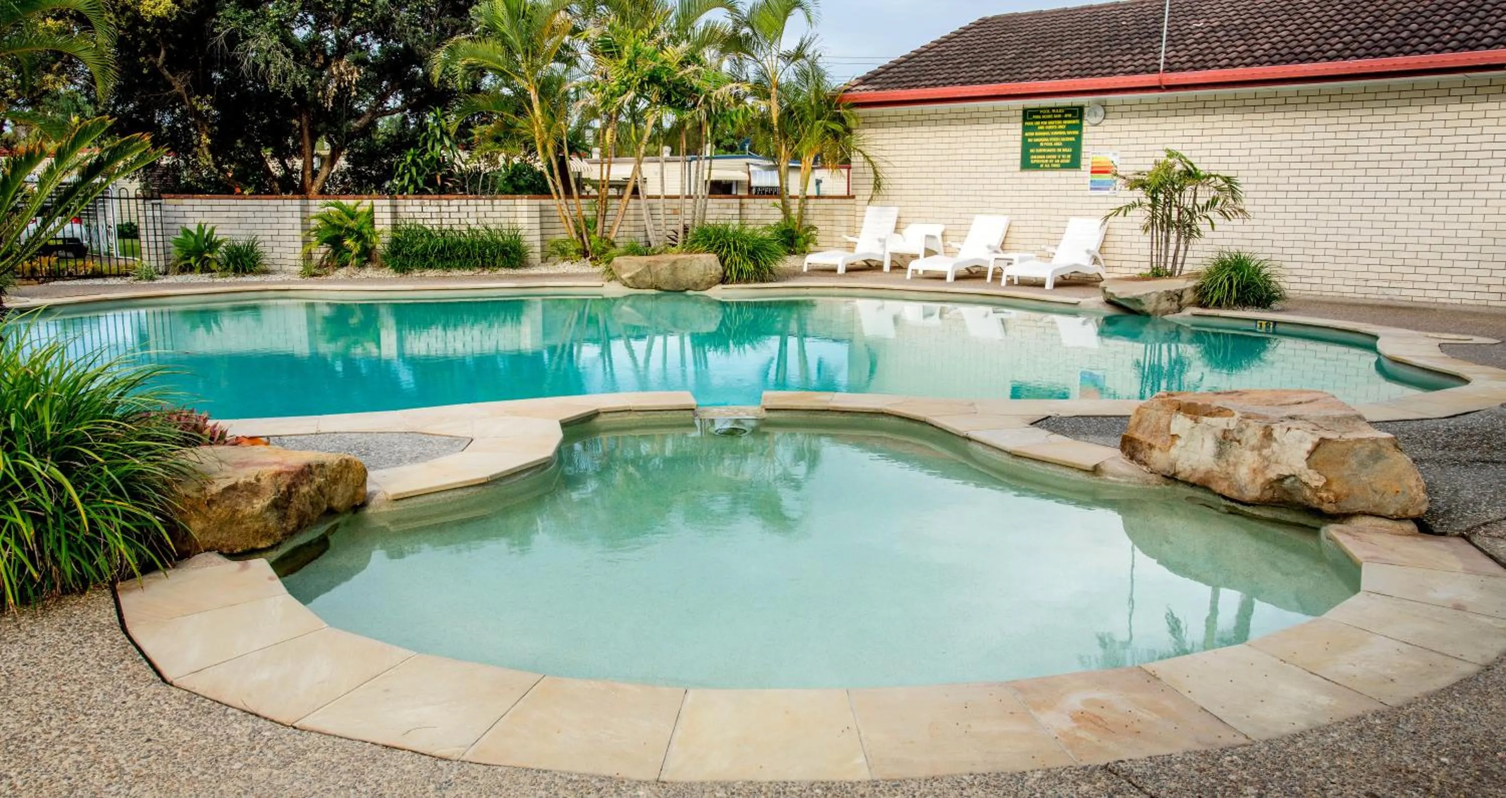 Swimming pool in Ingenia Holidays Kingscliff