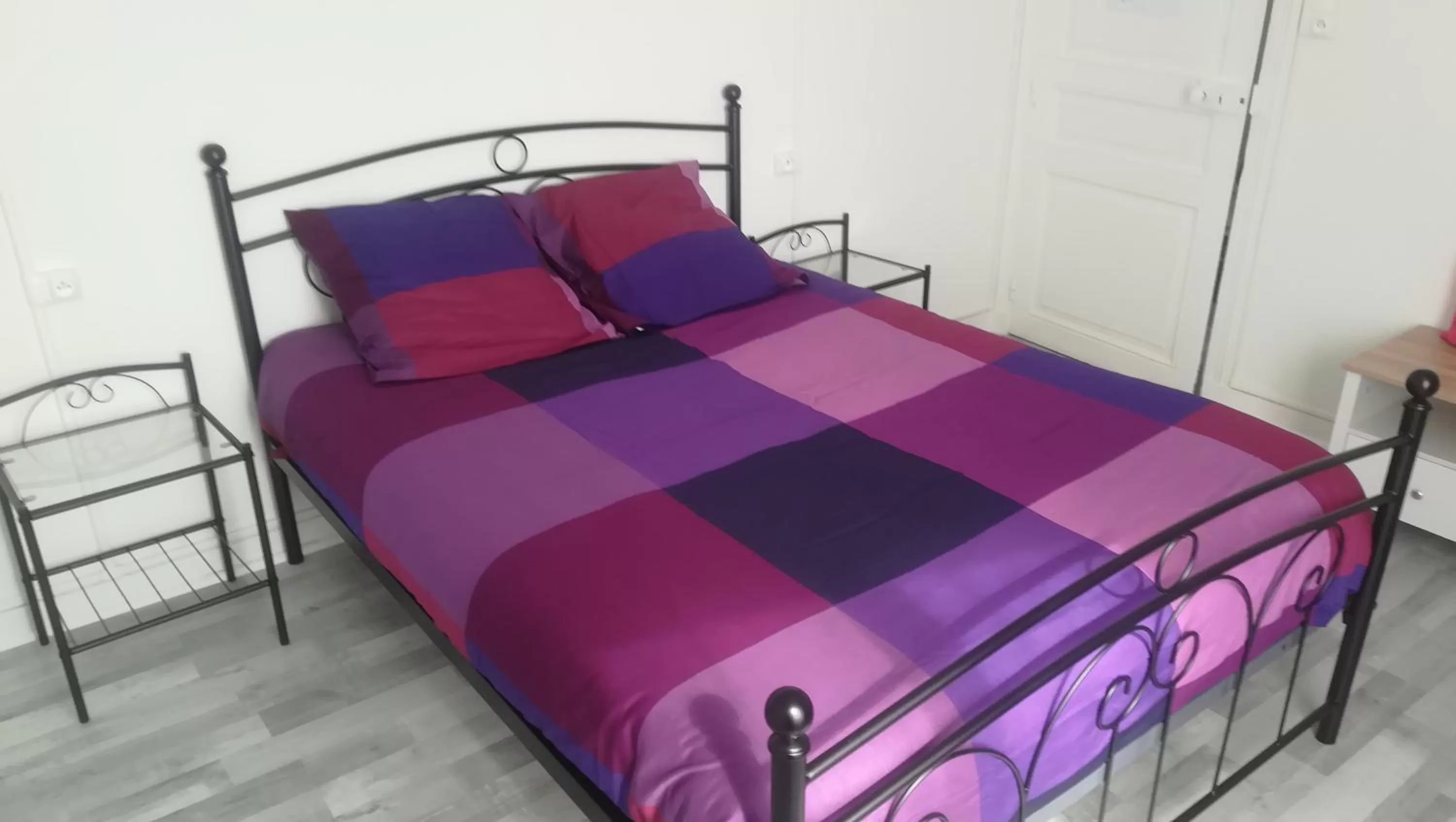 Bed in Auberge Gauloise