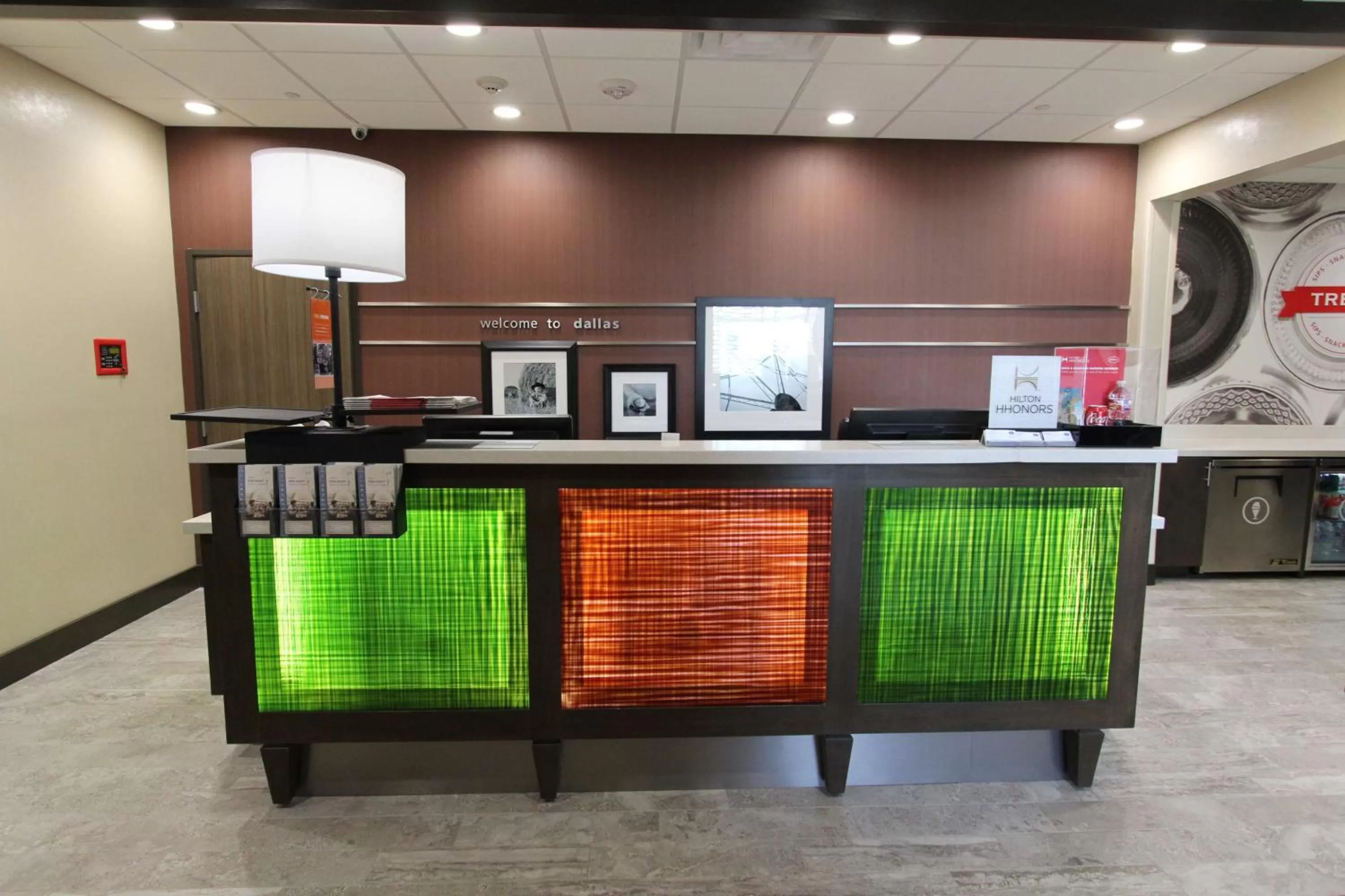 Lobby or reception in Hampton Inn & Suites Dallas Market Center