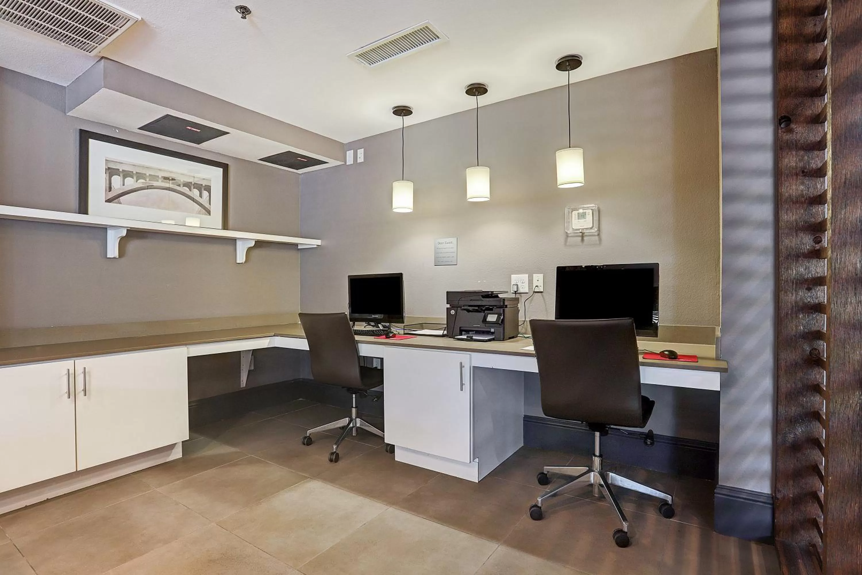 Business facilities in Best Western Plus Westheimer - Westchase Inn & Suites