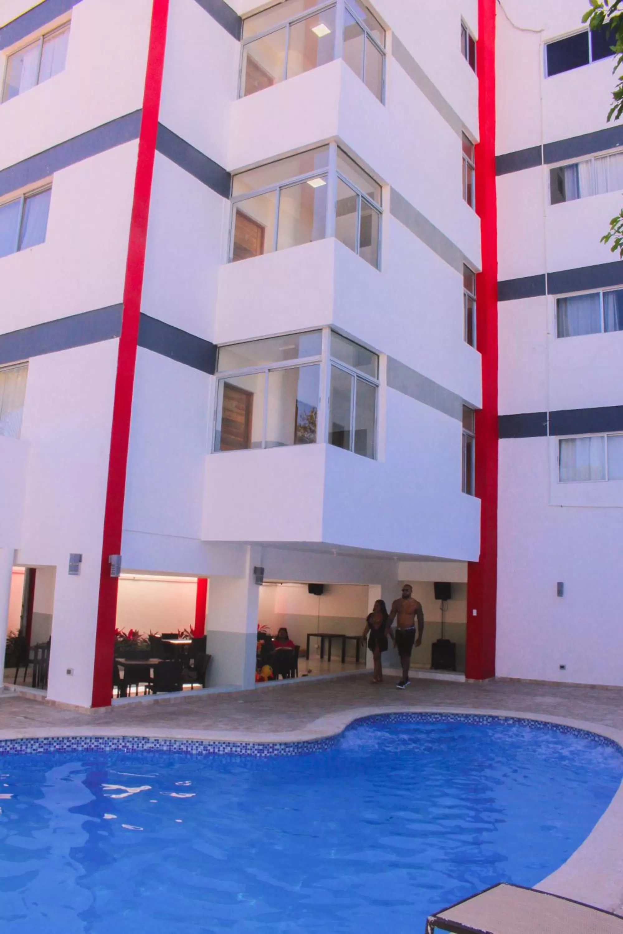 Swimming pool in Boca Grande Hotel Suites