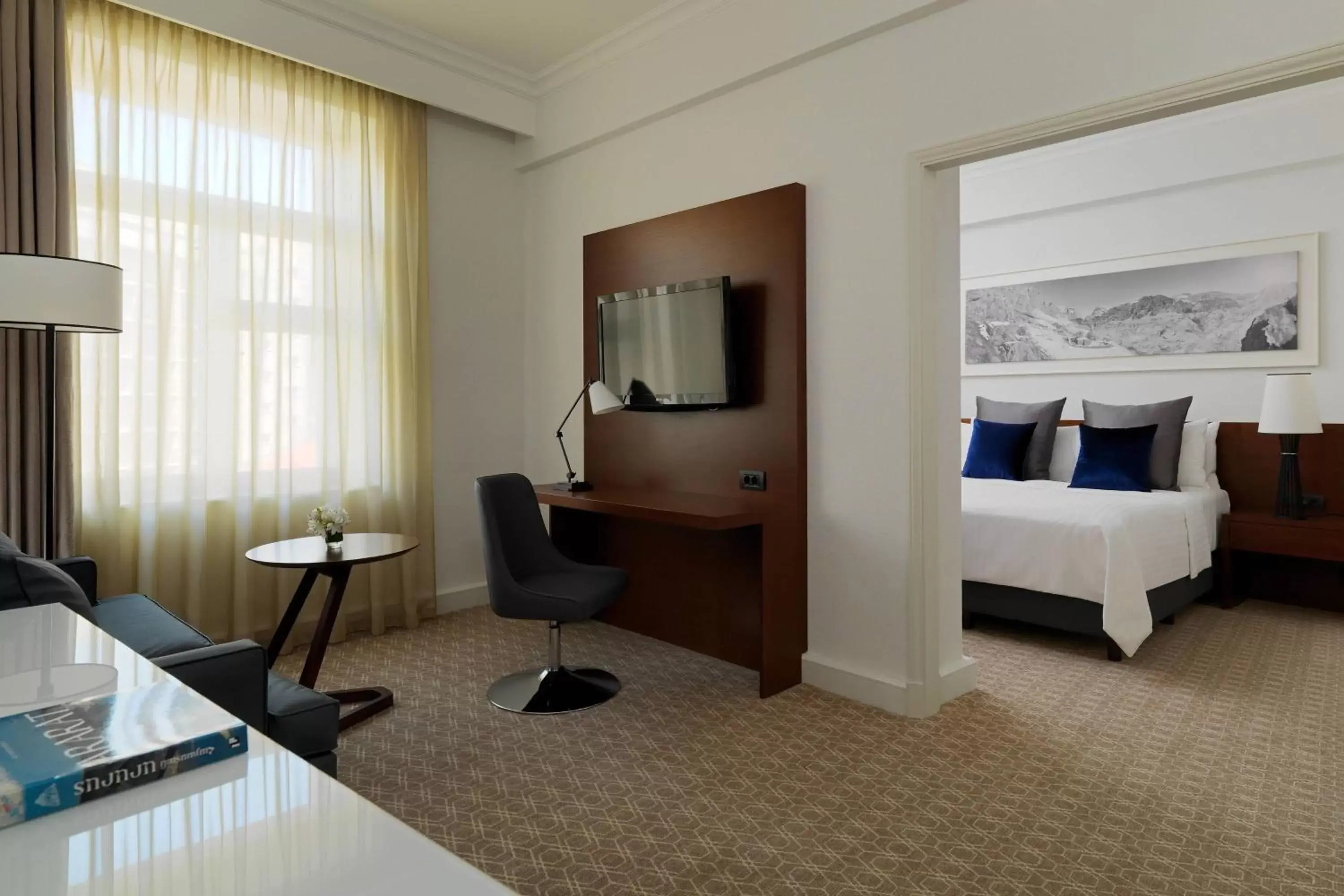 Junior Suite, Executive lounge access, 1 King in Armenia Marriott Hotel Yerevan Junior Suite, Executive lounge access, 1 King in Armenia Marriott Hotel Yerevan