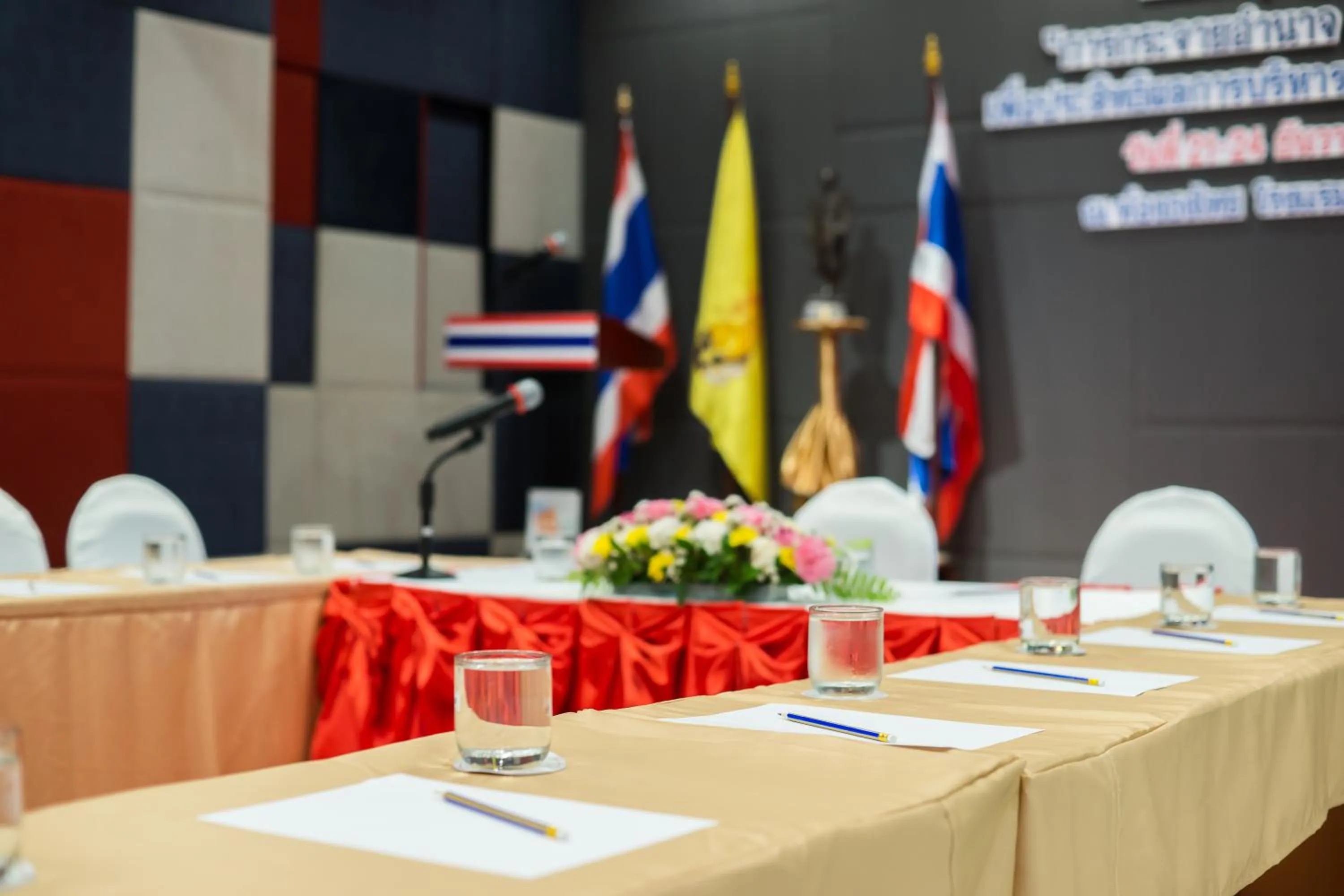 Business facilities in Beyond Suite