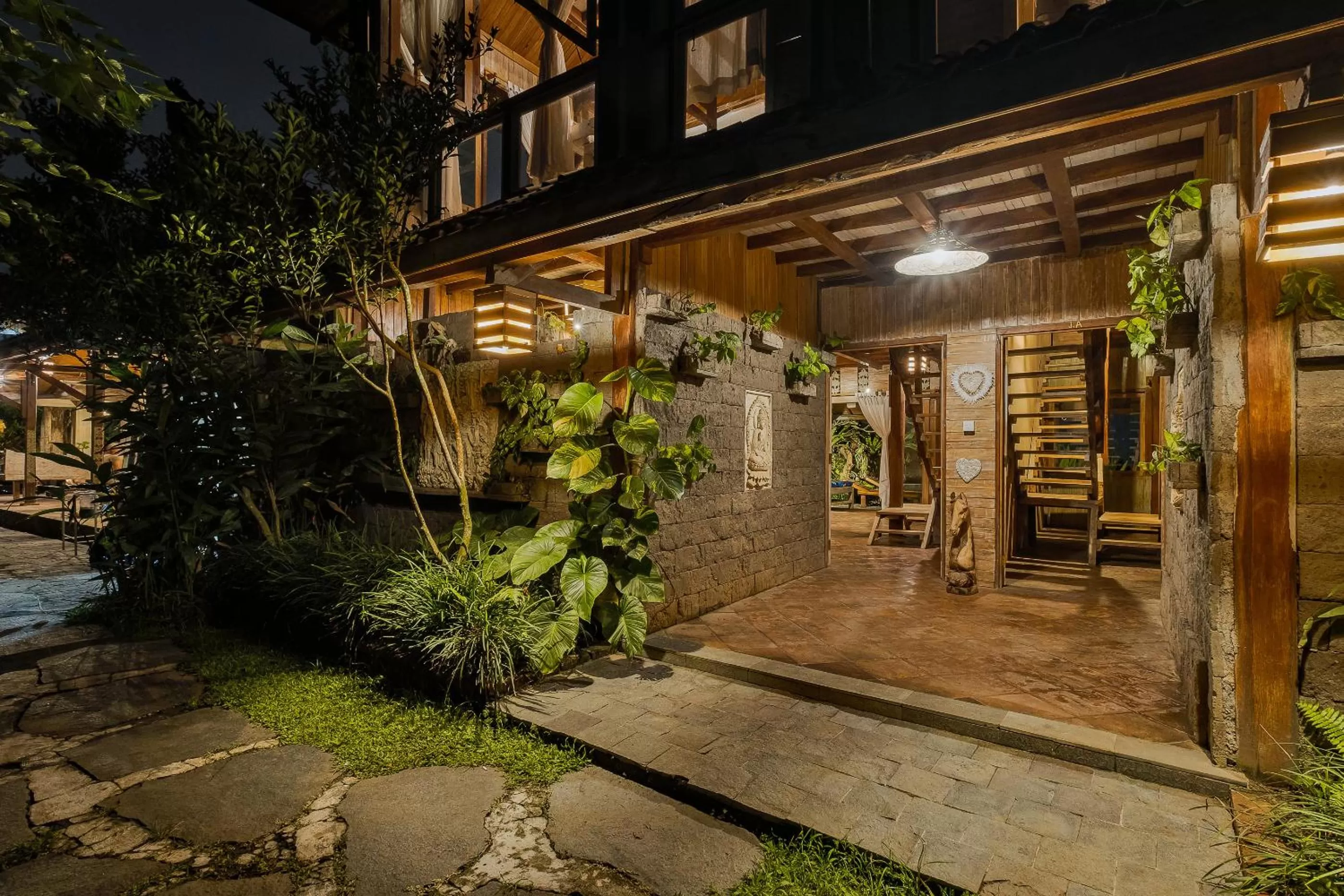 Garden in Joglo Organik Guesthouse