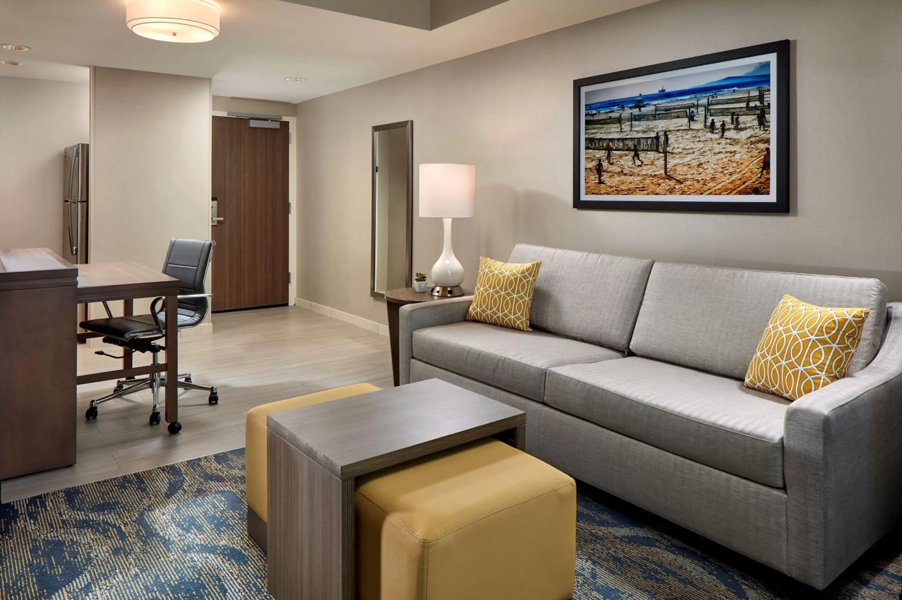 Living room in Homewood Suites By Hilton Los Angeles Redondo Beach