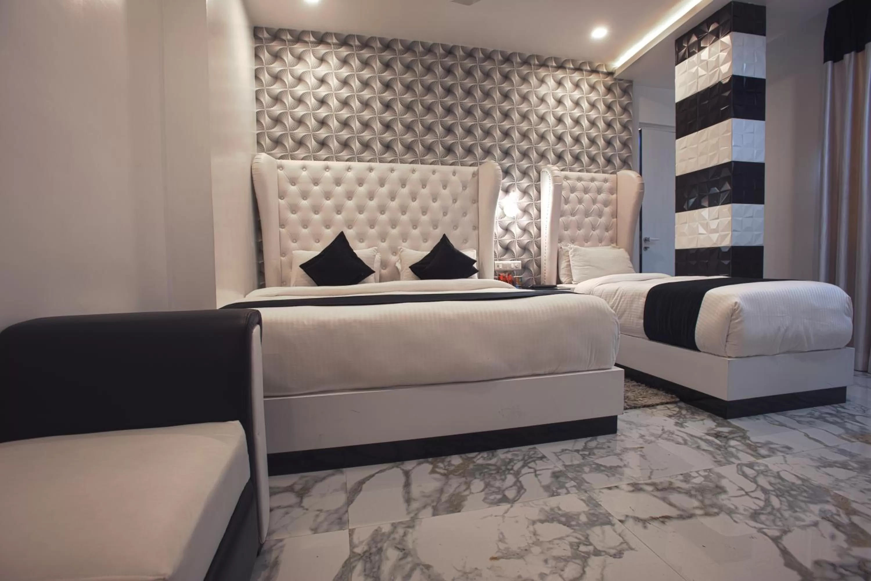 Photo of the whole room, Bed in Hotel Heritage Inn at Assi Ghat