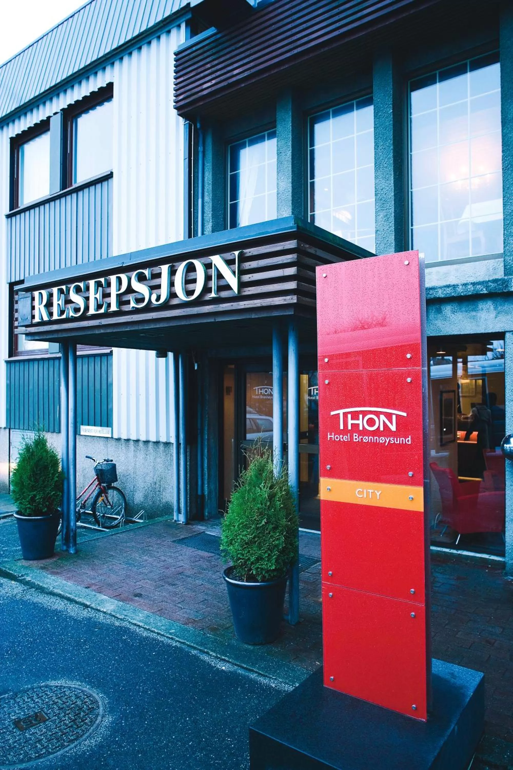 Facade/entrance in Thon Hotel Brønnøysund
