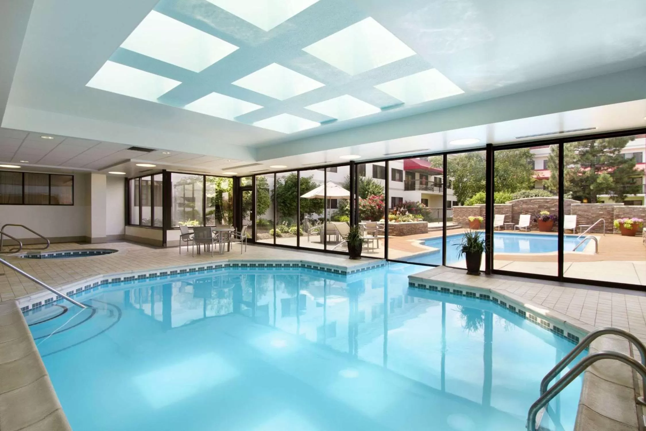 Pool view in Embassy Suites by Hilton Detroit Metro Airport