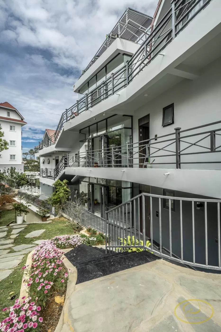 Property building in Hong Mon Villa
