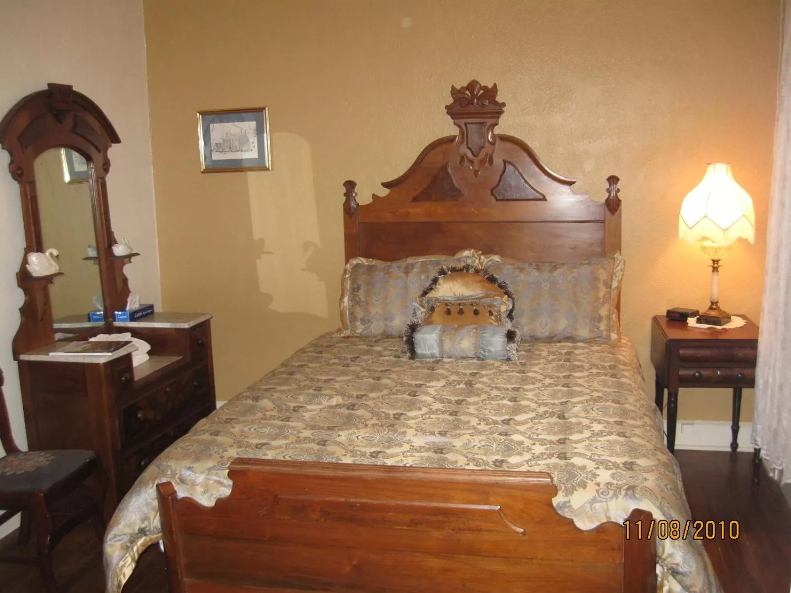 Bedroom, Bed in Inn at the Old Silk Mill