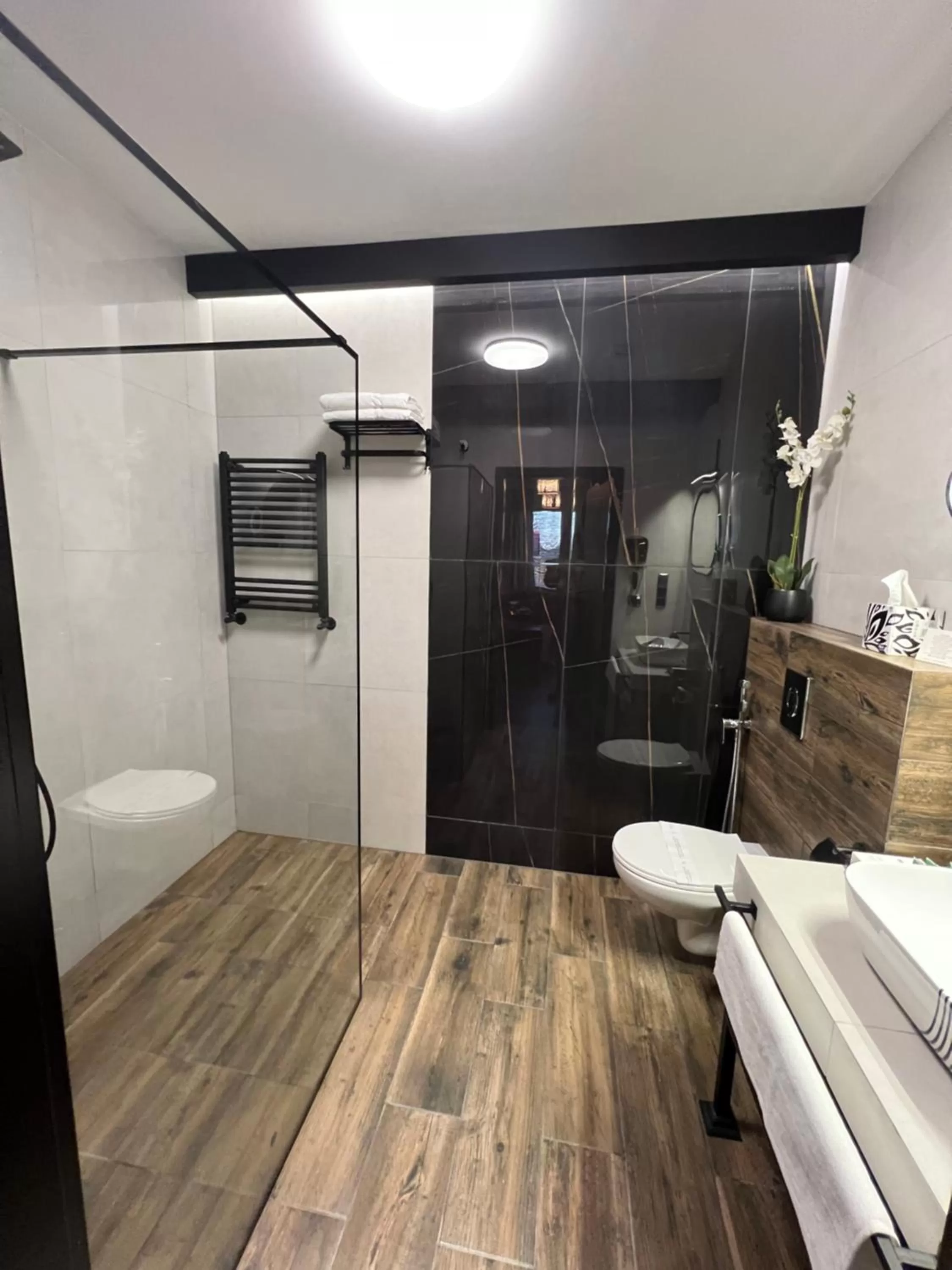 Bathroom in Global Home - Aparthotel - No Contact Check In