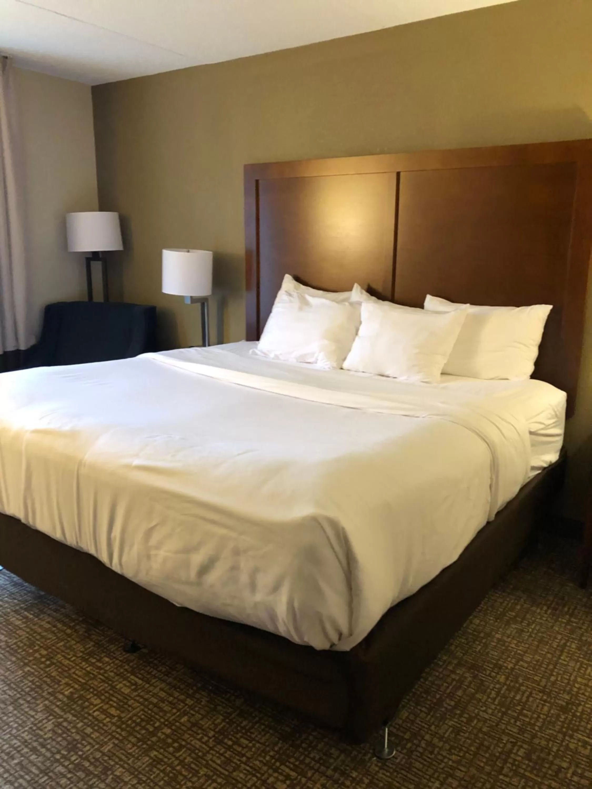 Bed in Wingate by Wyndham Grove City