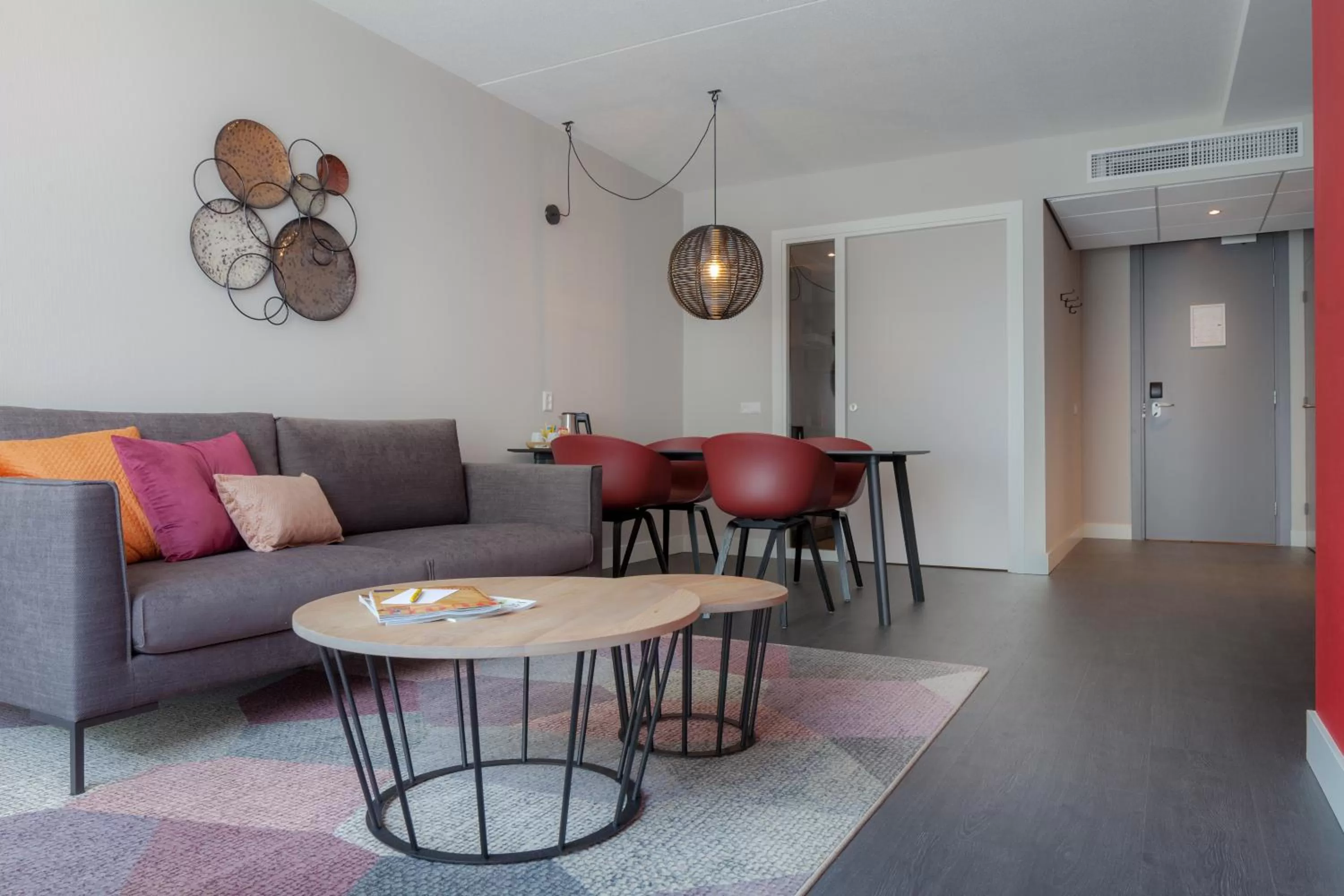 TV and multimedia in Golden Tulip Zoetermeer - Den Haag