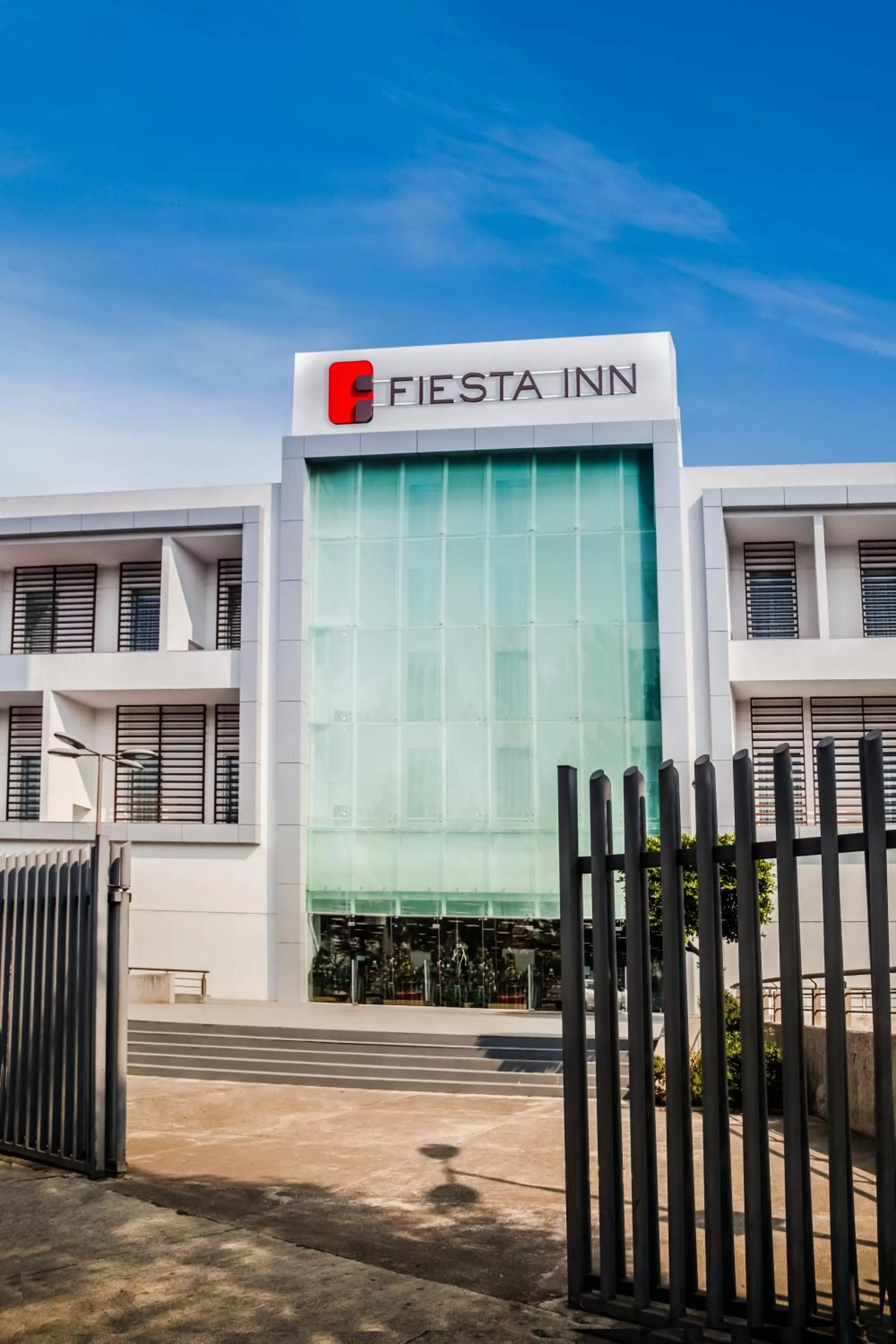 Property building in Fiesta Inn Plaza Central Aeropuerto
