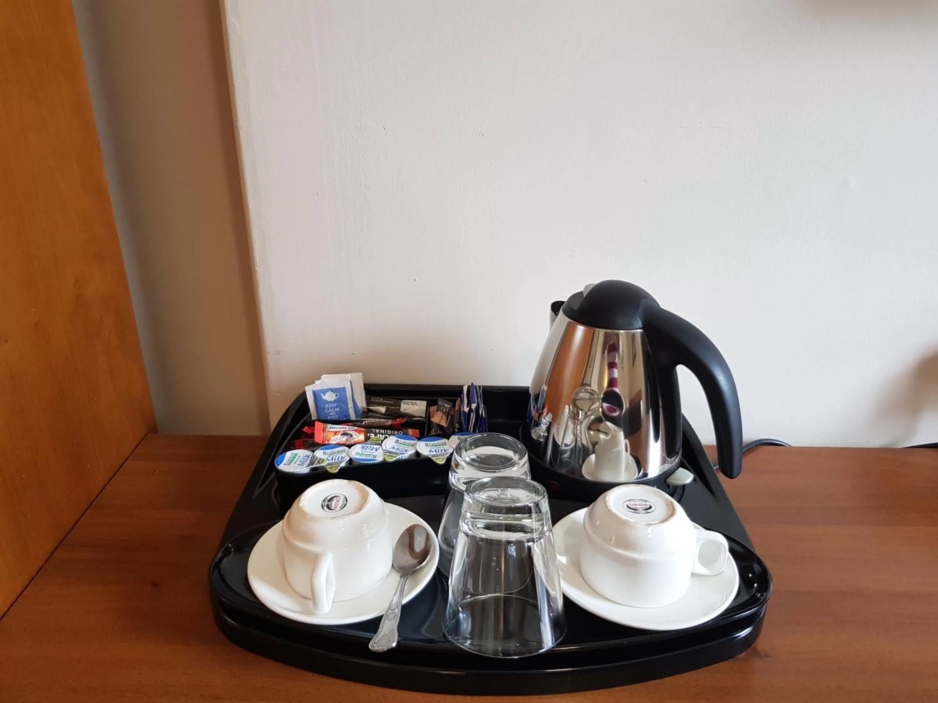 Coffee/tea facilities in Aberdeen House