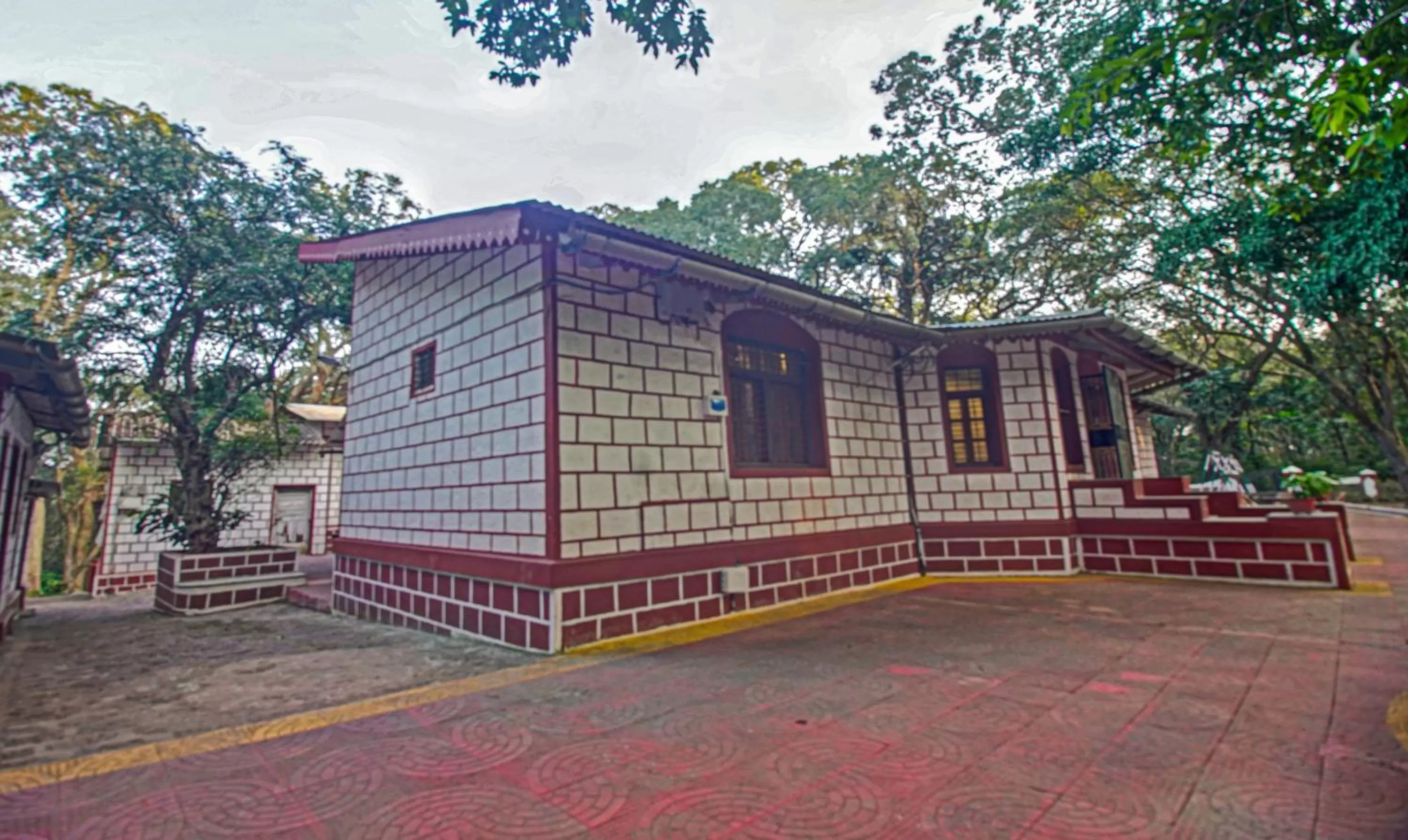 Property Building in Treebo Trend Shalimar In The Forest Matheran