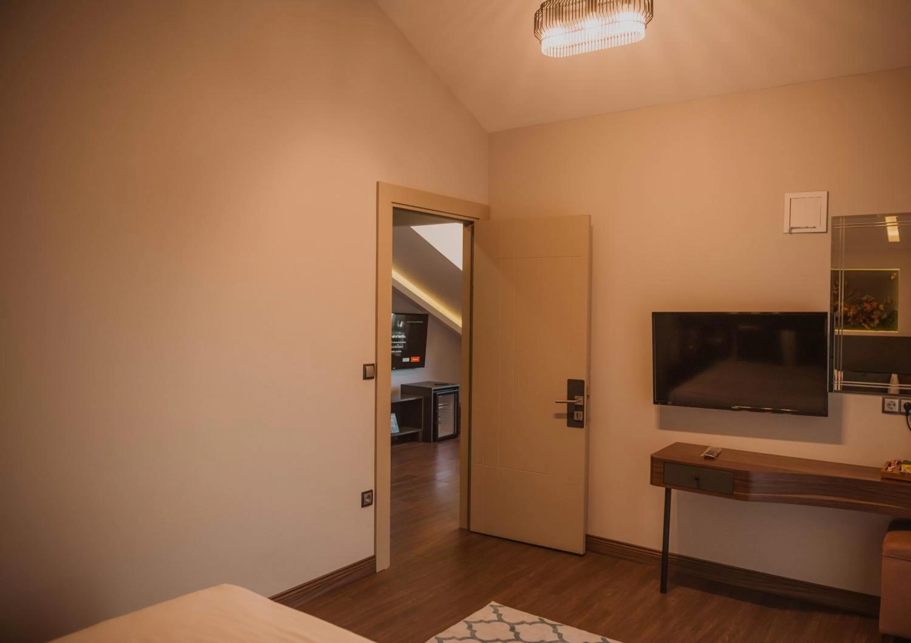 Bedroom, Bed in Peerless Villas Hotel