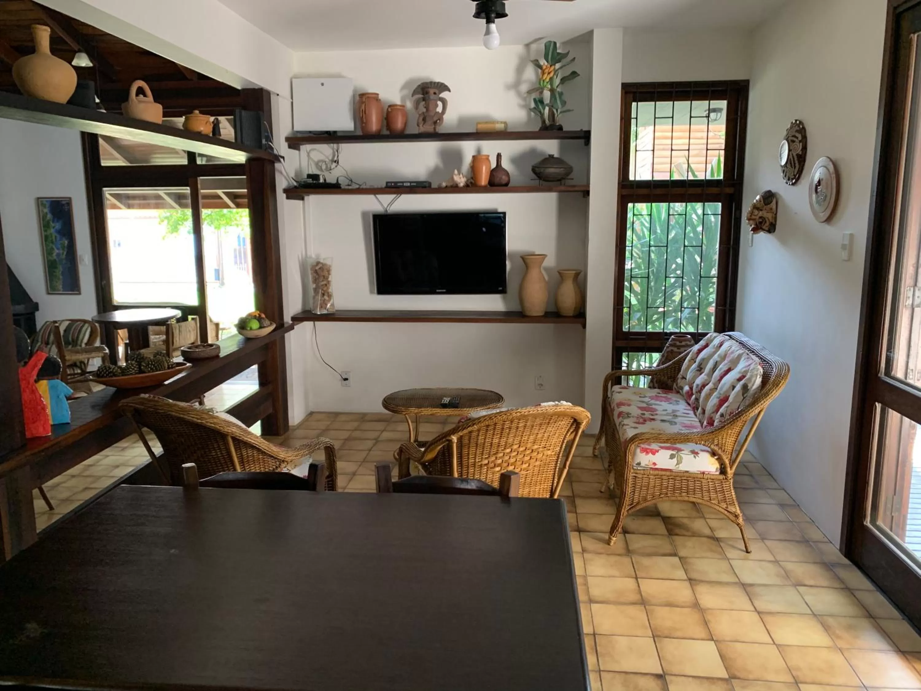 TV/Entertainment Center in Beach House Floripa