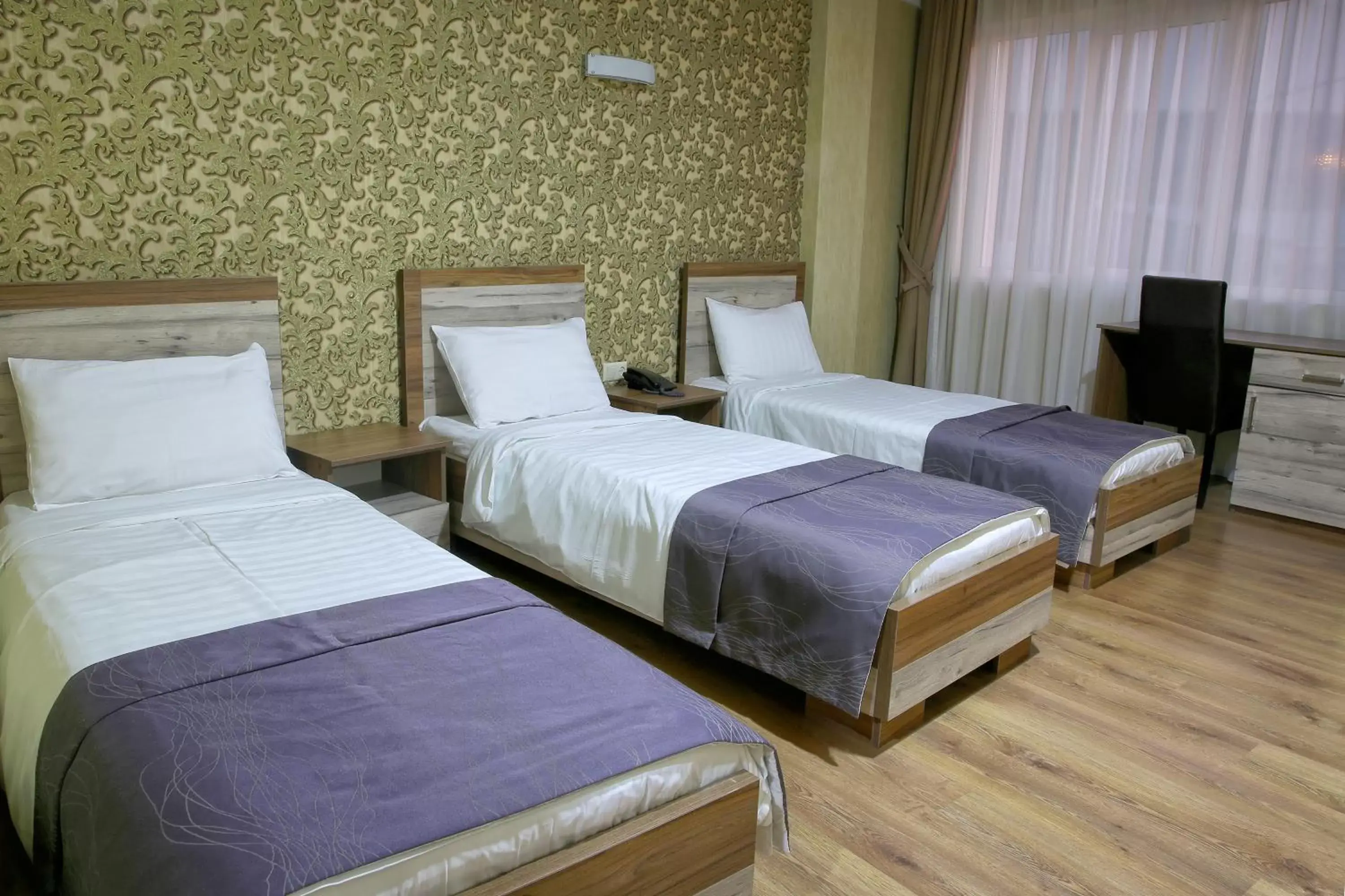 Triple Room with Balcony in Hotel Gureli Triple Room with Balcony in Hotel Gureli