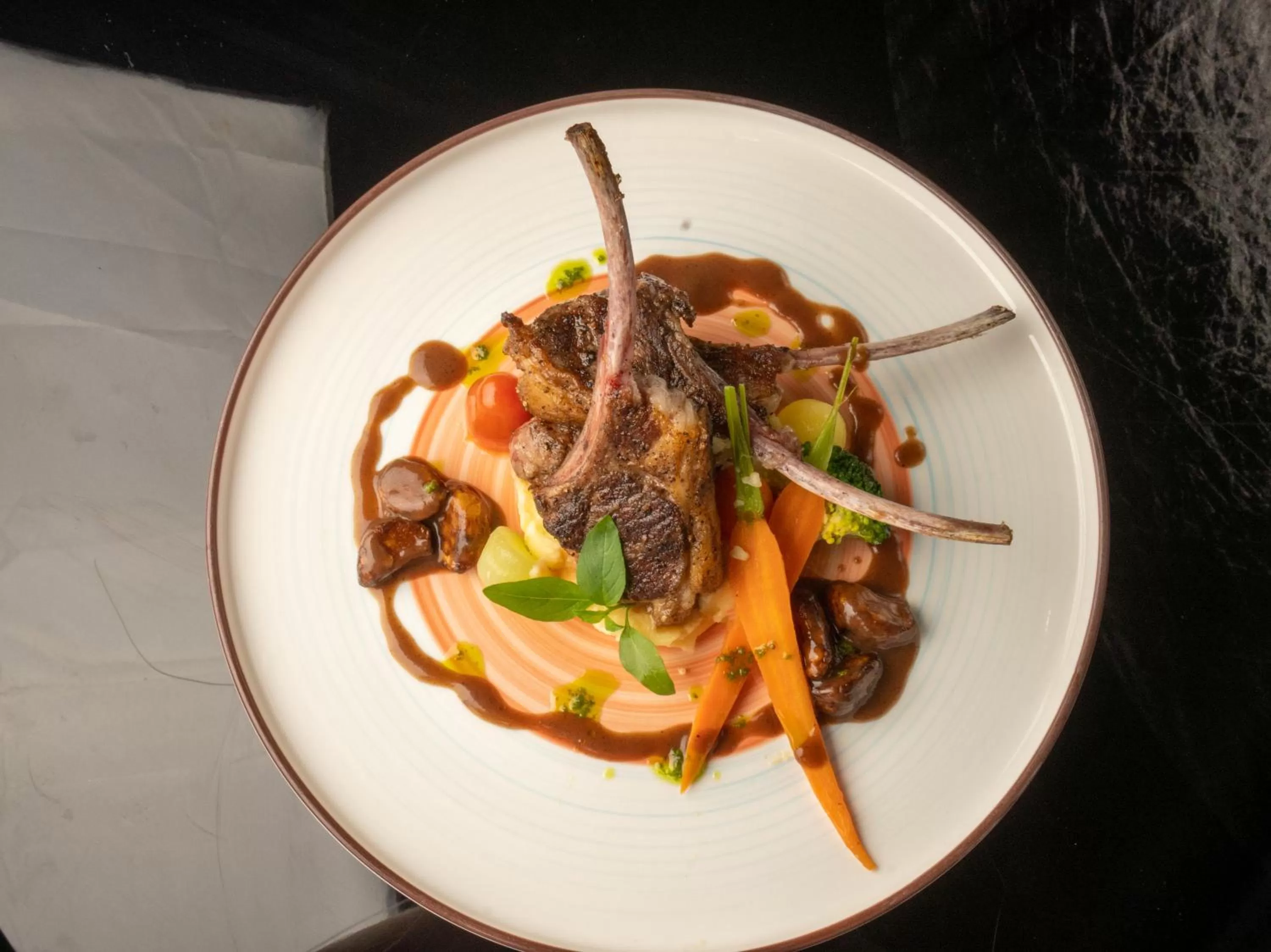 Restaurant/places to eat in Howard Johnson Plaza by Wyndham Blue Bay Sihanoukville