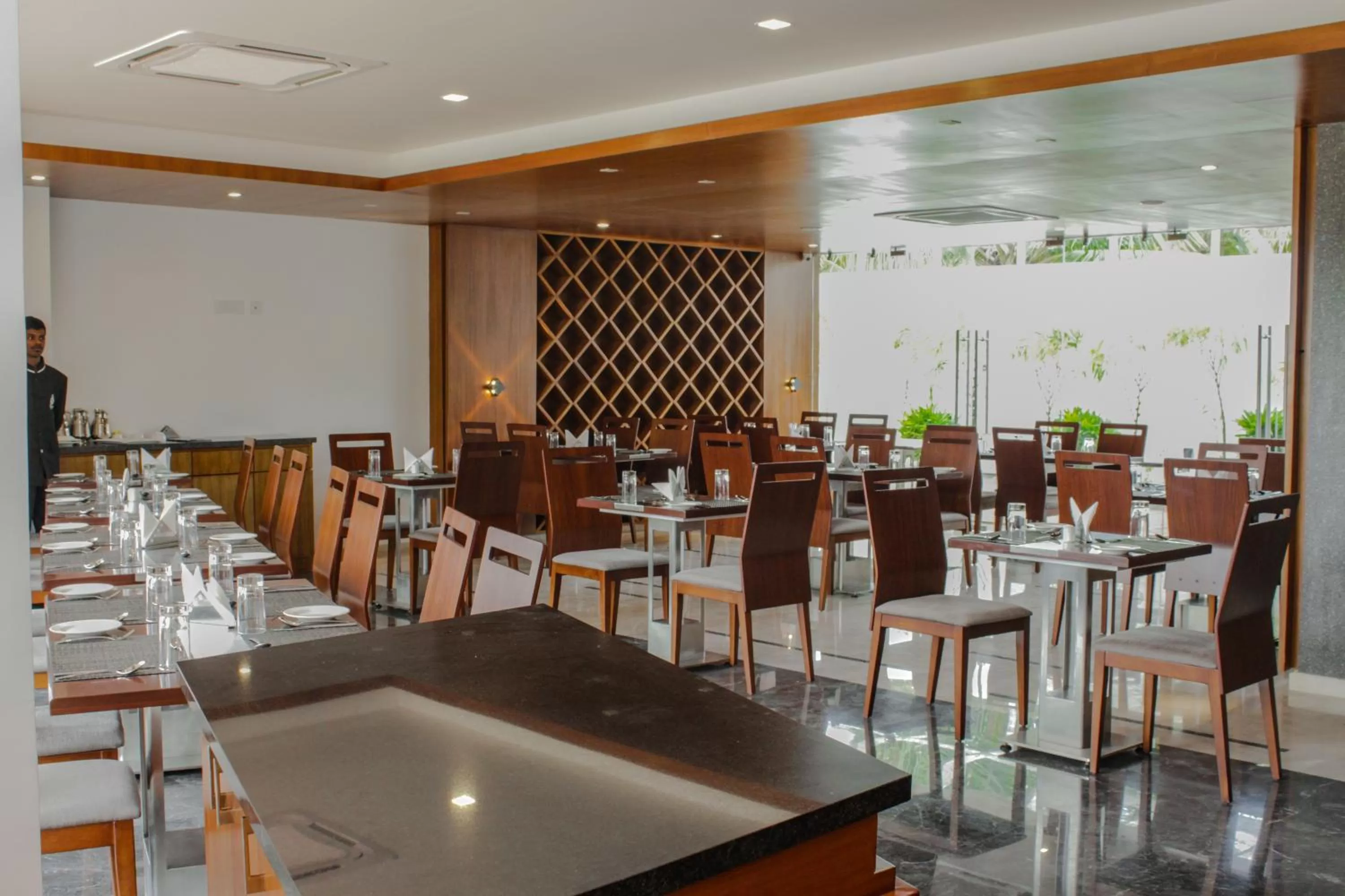 Restaurant/places to eat in Shivas Gateway