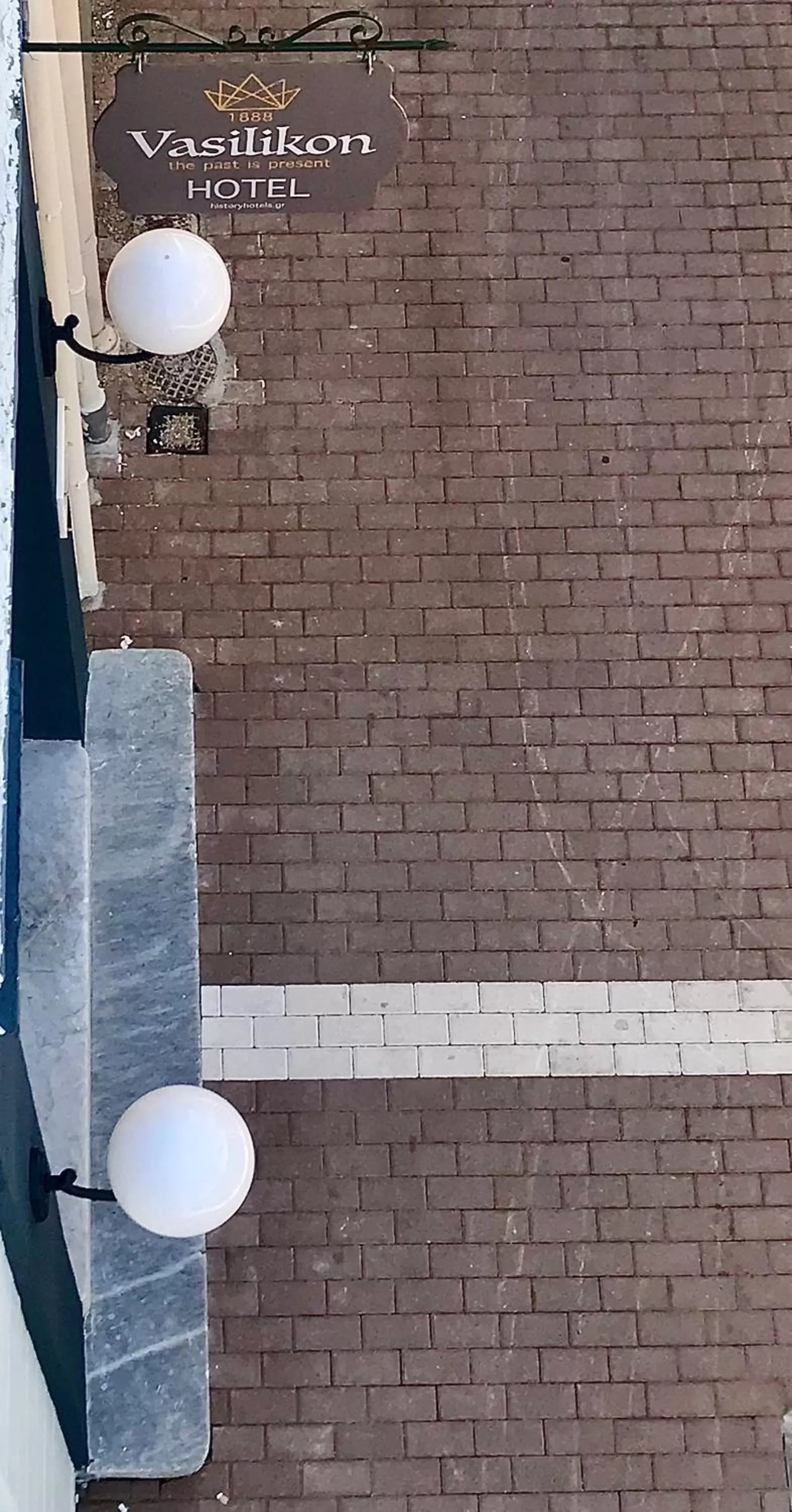 Property building in VASILIKON Hotel 1888 the past is present HISTORICAL PRESERVATION MONUMENT