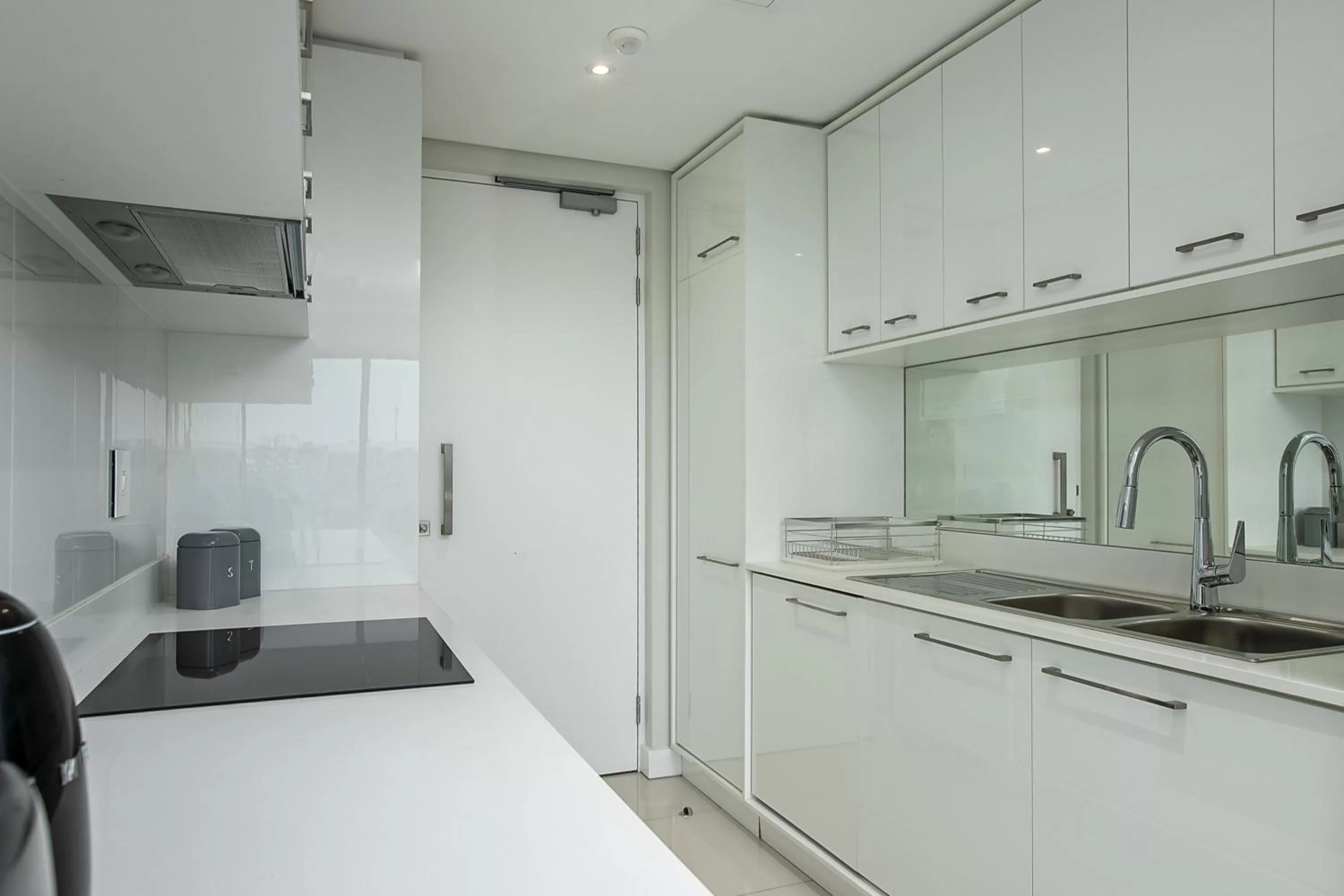Kitchen or kitchenette in The Park Central Residence - WITH GENERATOR