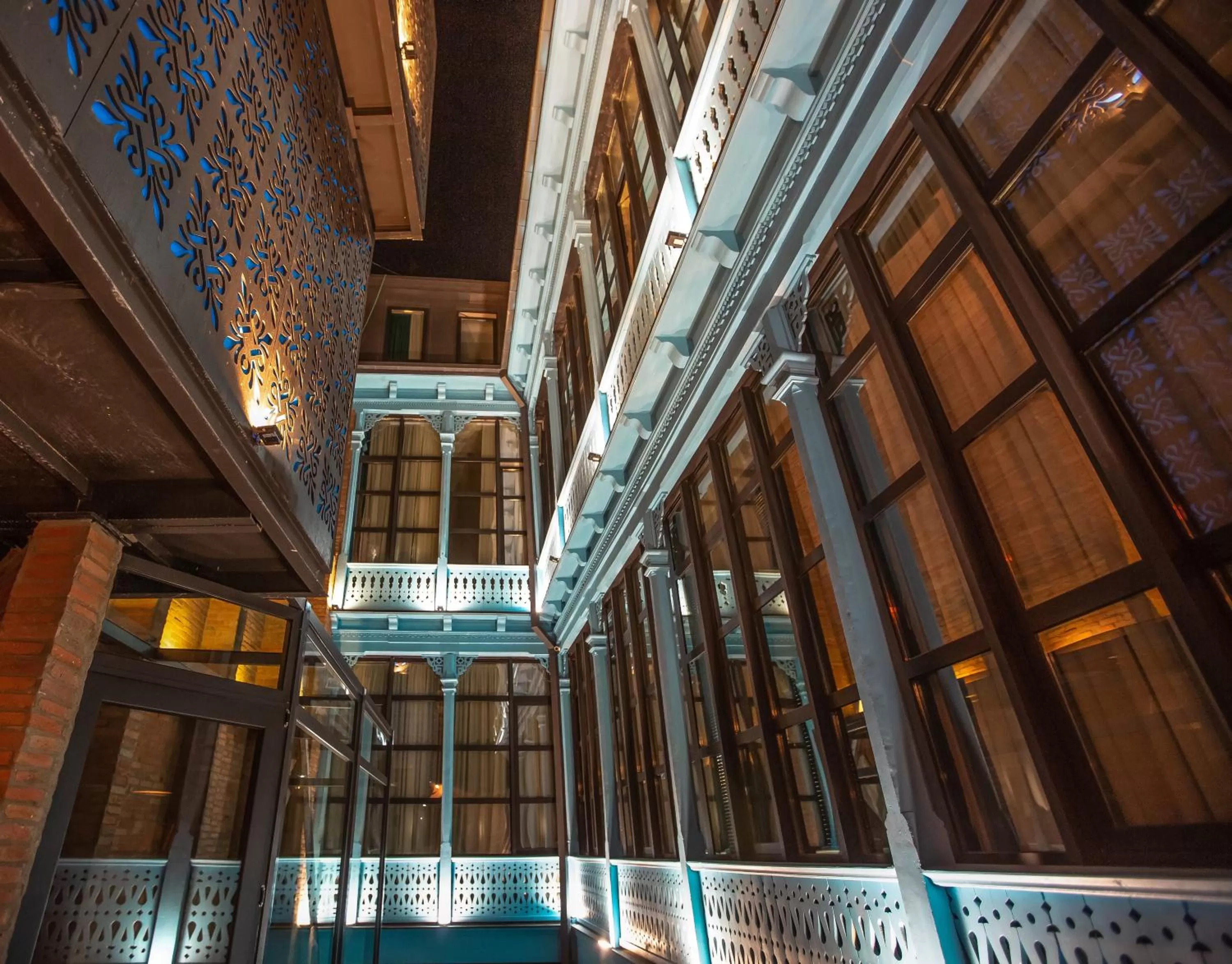 Property building in Royal Inn