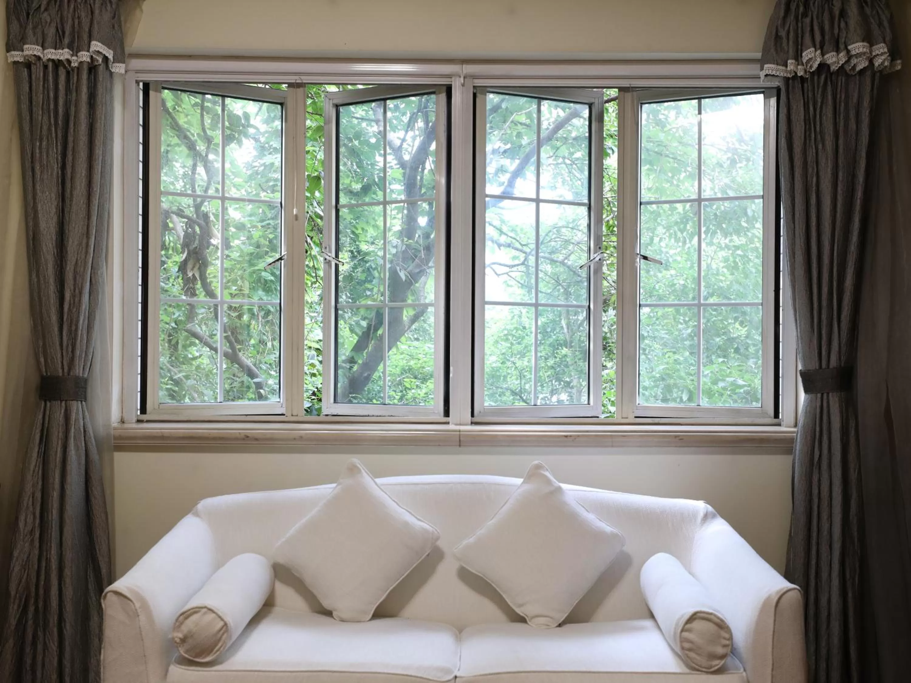 Bed in Ladoll Service Apartments