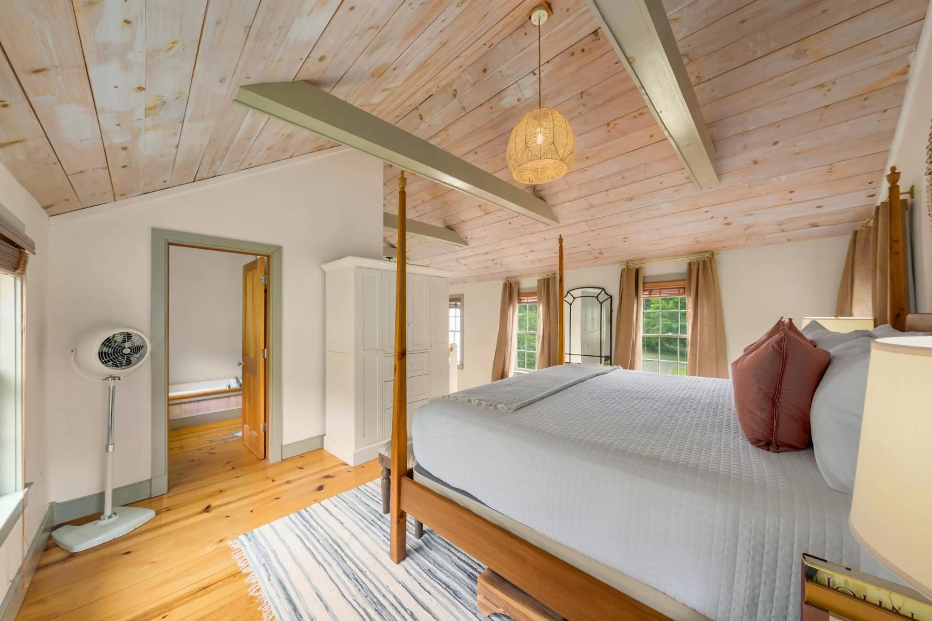 Bedroom, Bed in Inn at Silver Maple Farm