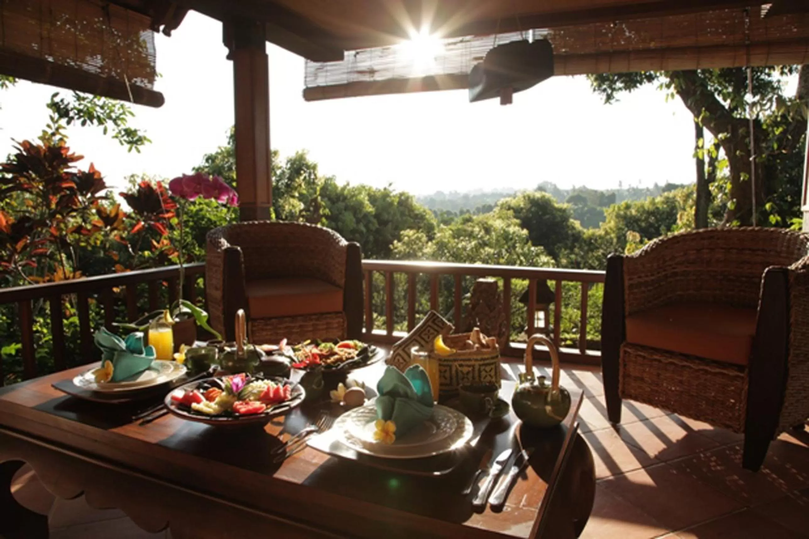Facade/entrance in Shanti Natural Panorama View Hotel
