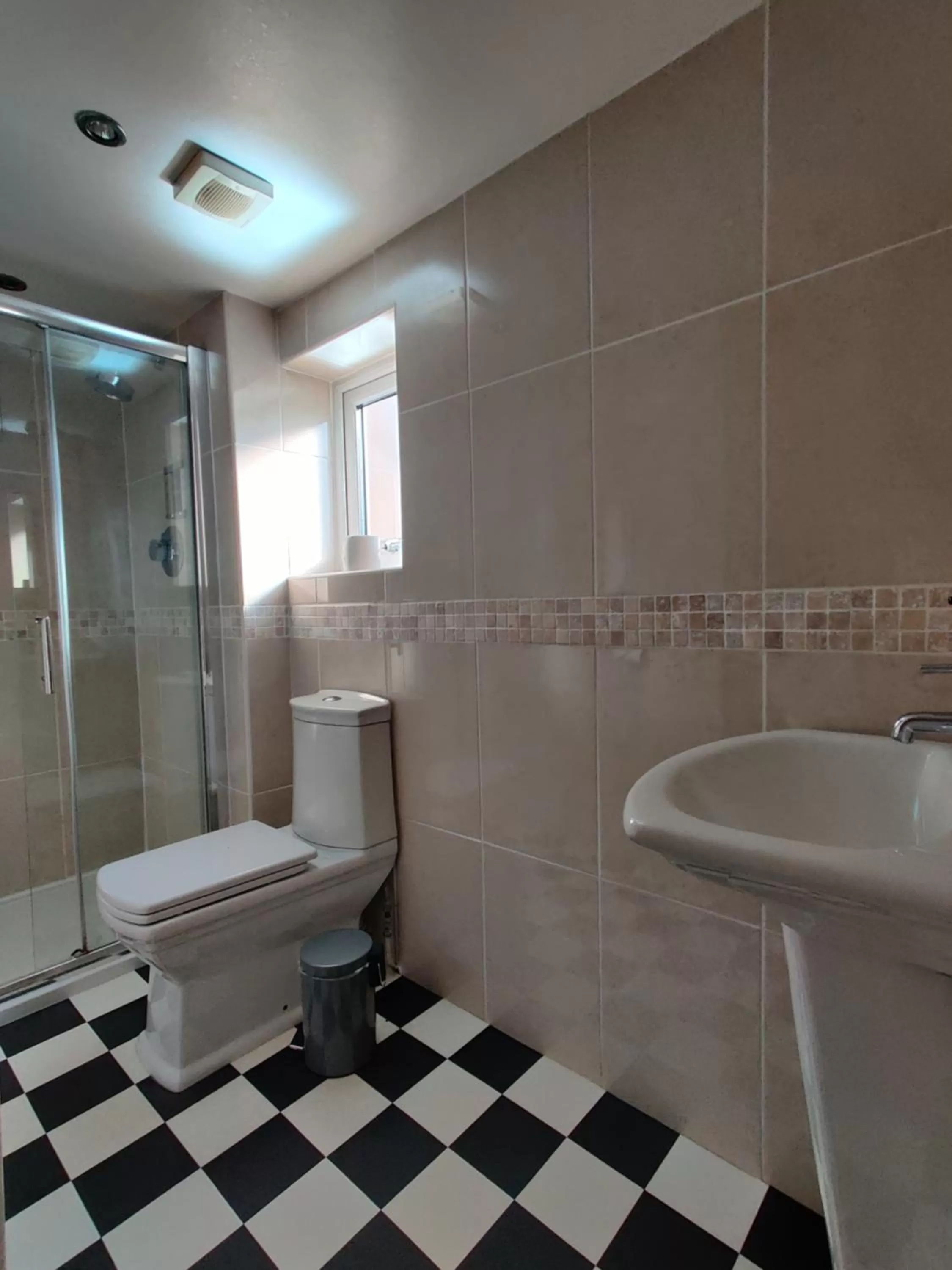 Bathroom in The Minster Hotel