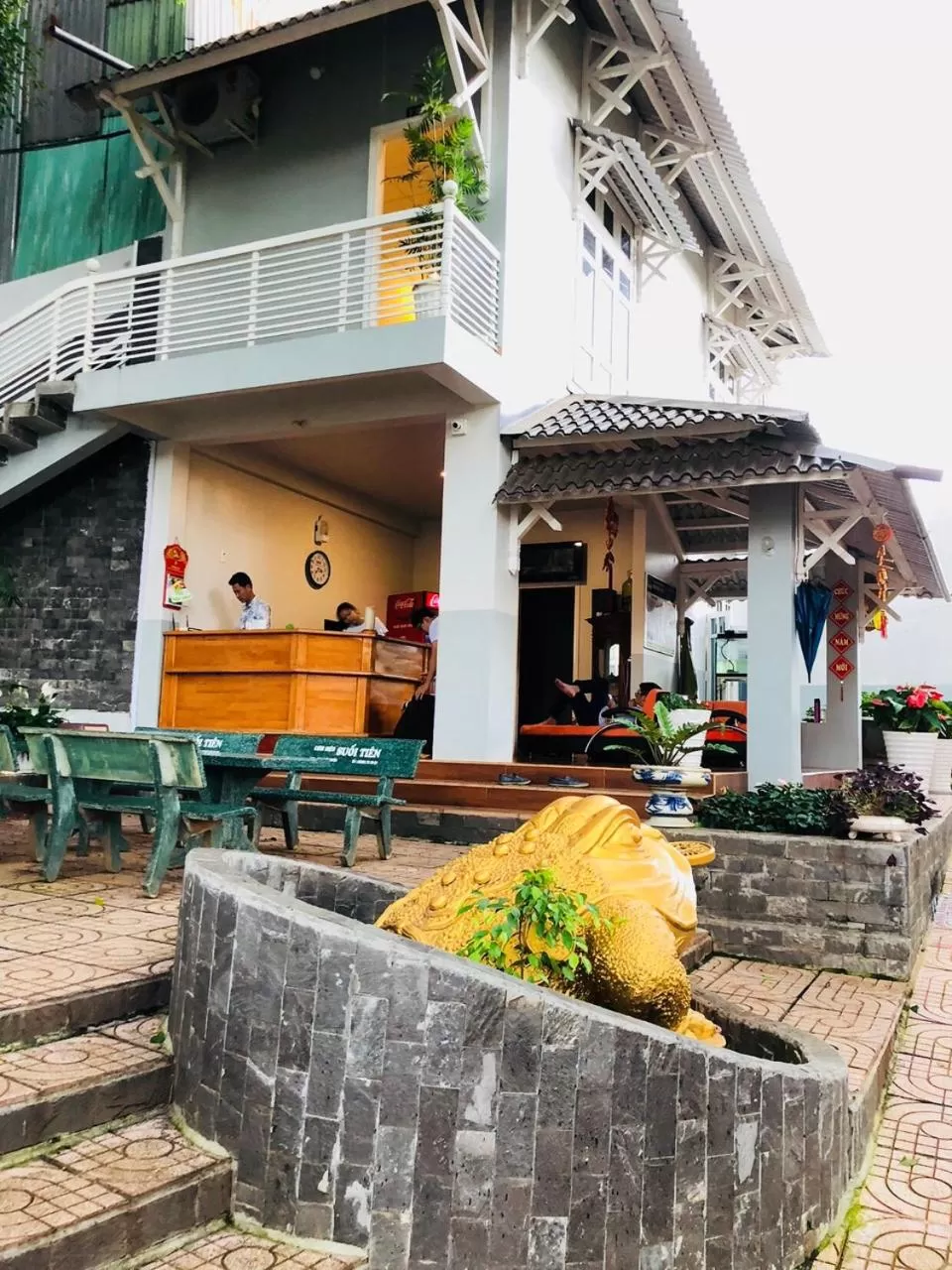 Property Building in Khách sạn Hương Mê