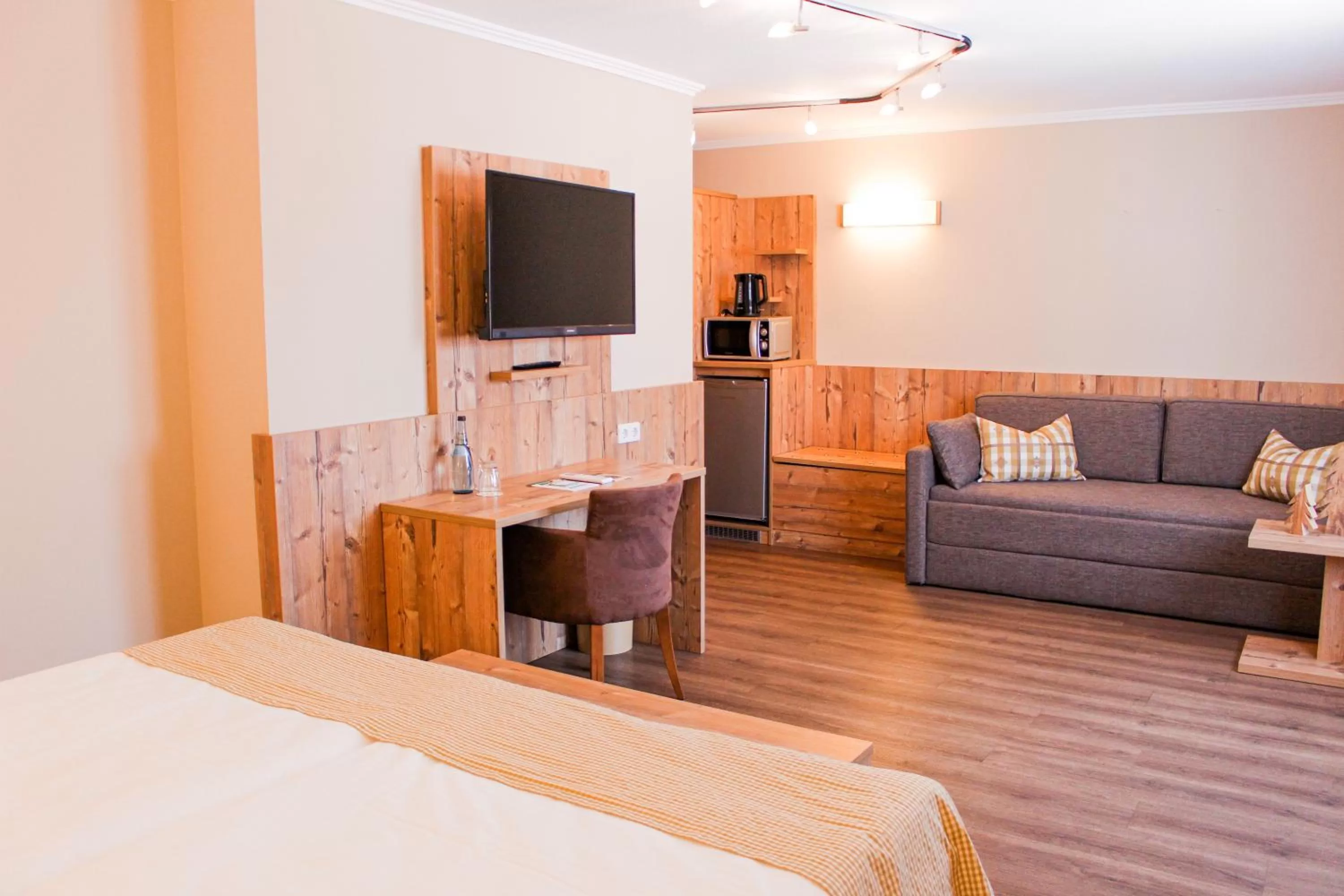 TV and multimedia, Bed in Hotel & Restaurant Zum Reussenstein