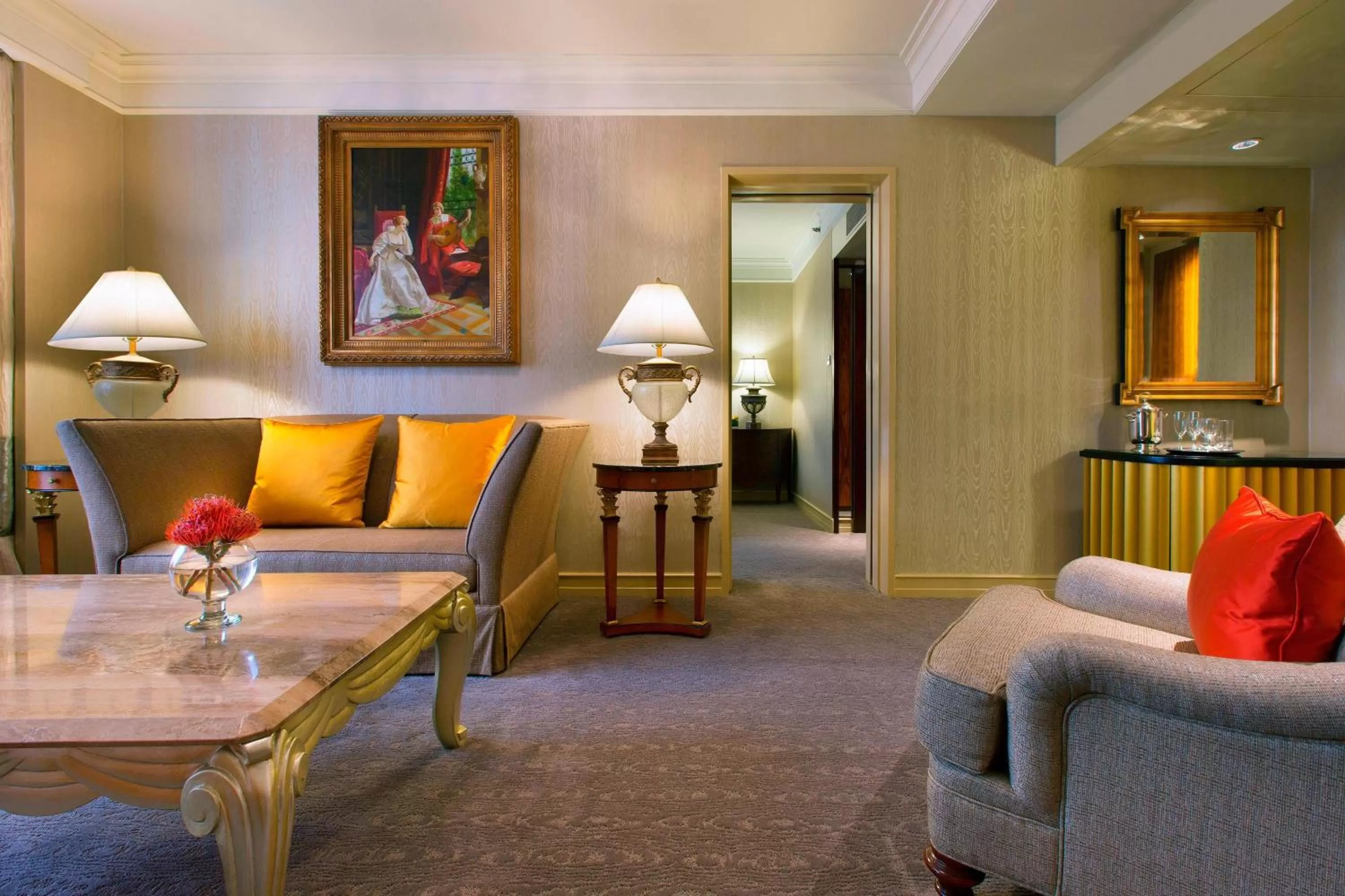 Living room in Sheraton Towers Singapore Hotel