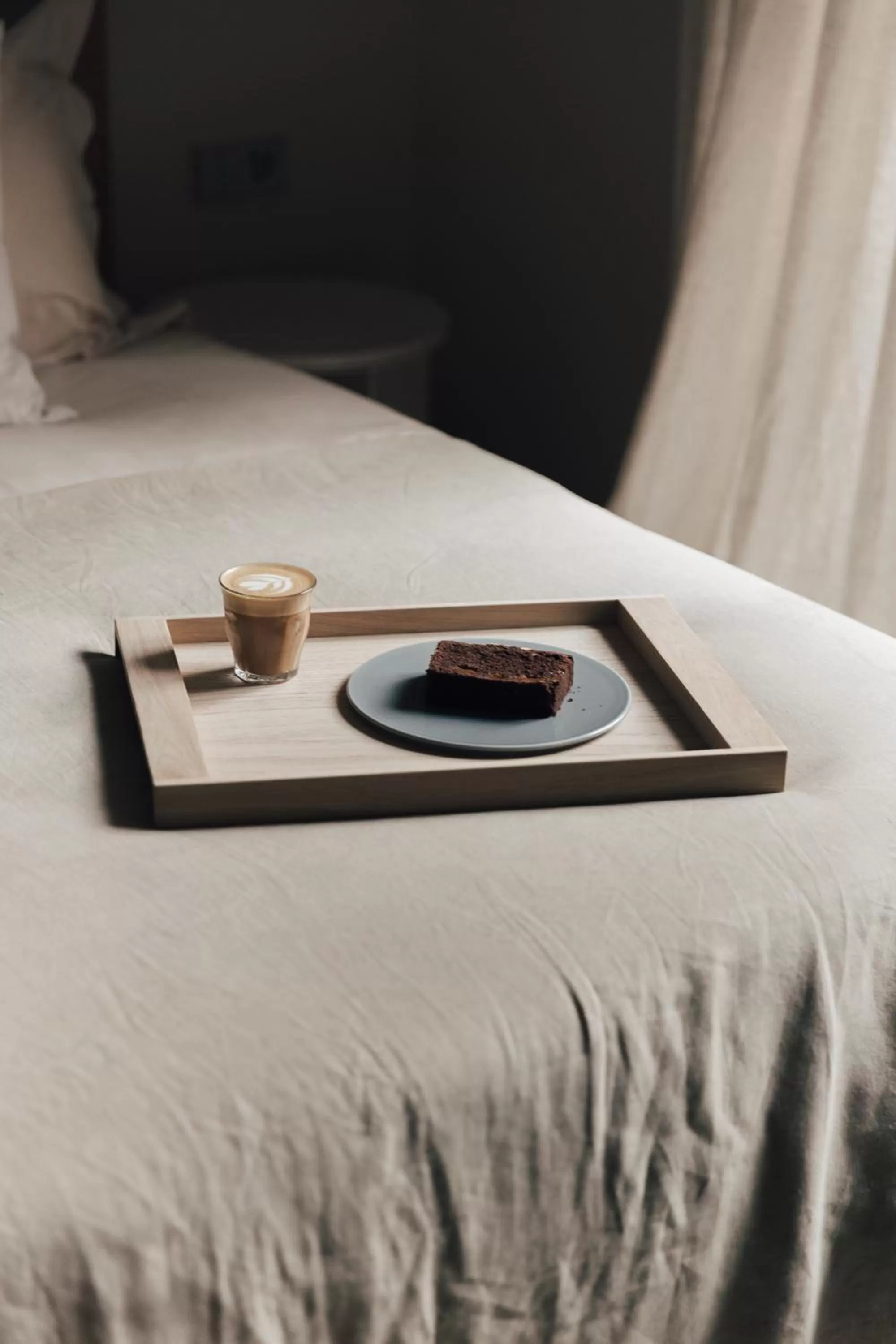 Decorative detail, Bed in Plácido y Grata