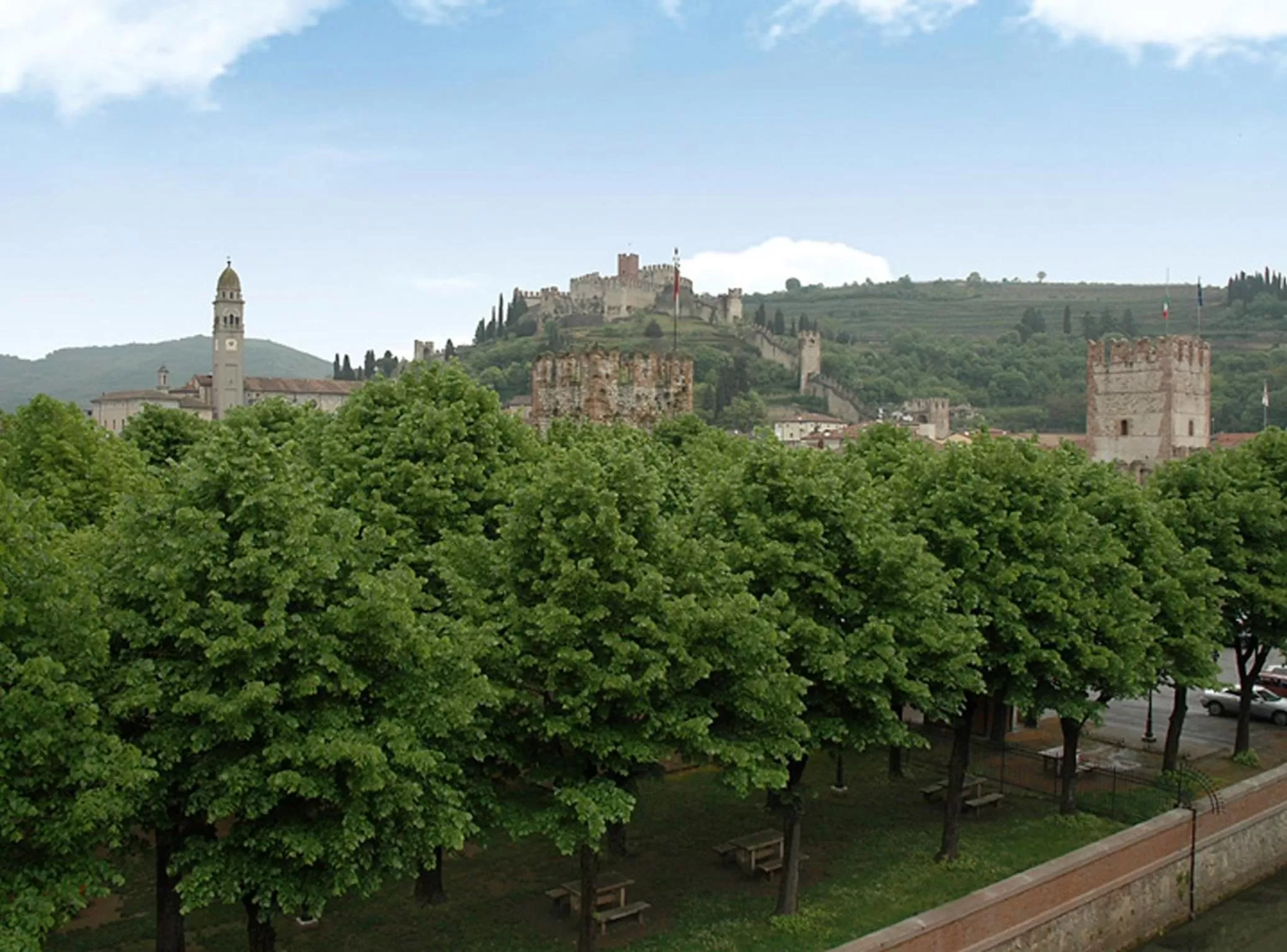 Nearby landmark in Hotel Roxy Plaza