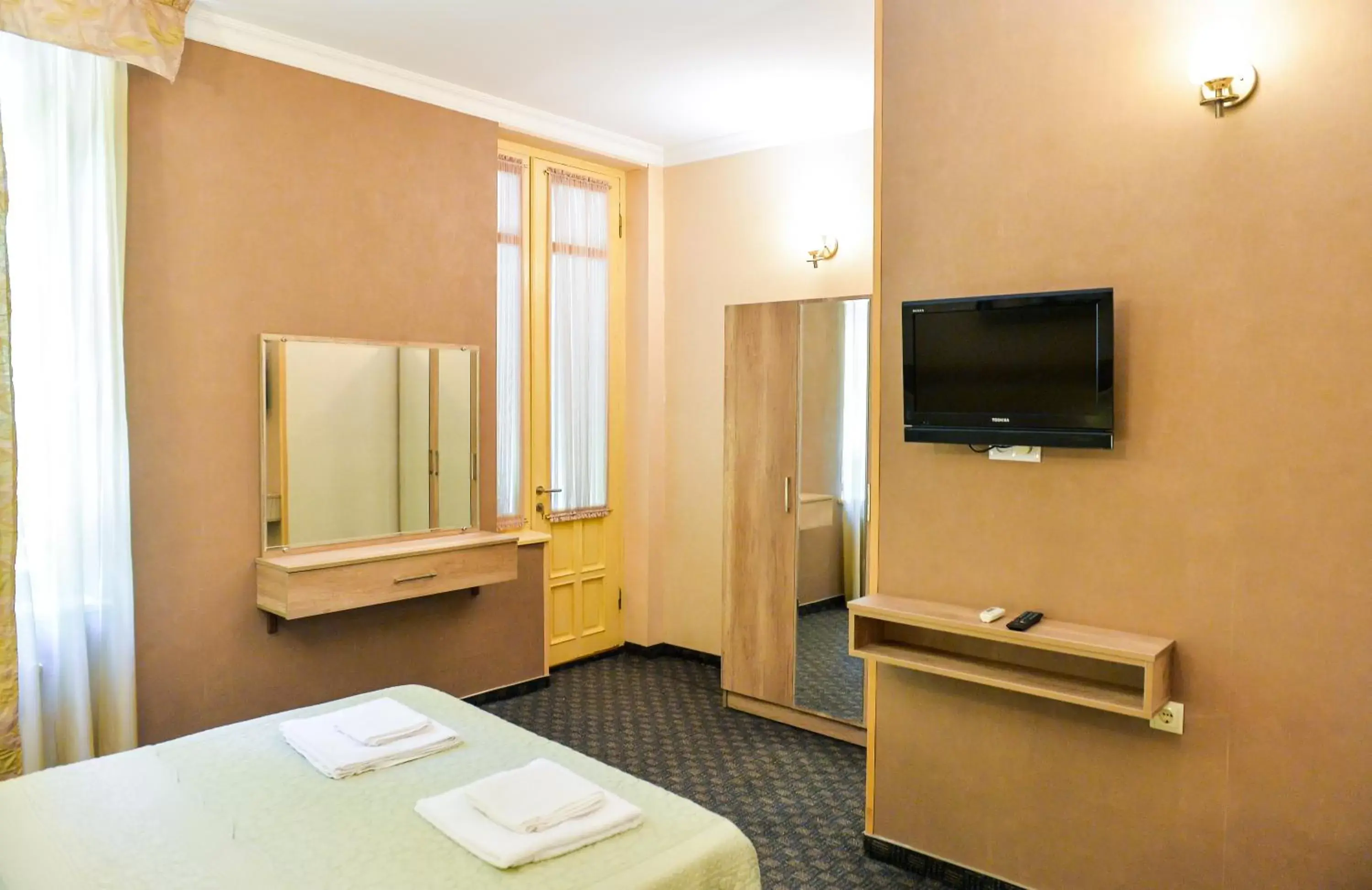 Family Room with Garden View - single occupancy in Hotel Old Town Family Room with Garden View - single occupancy in Hotel Old Town