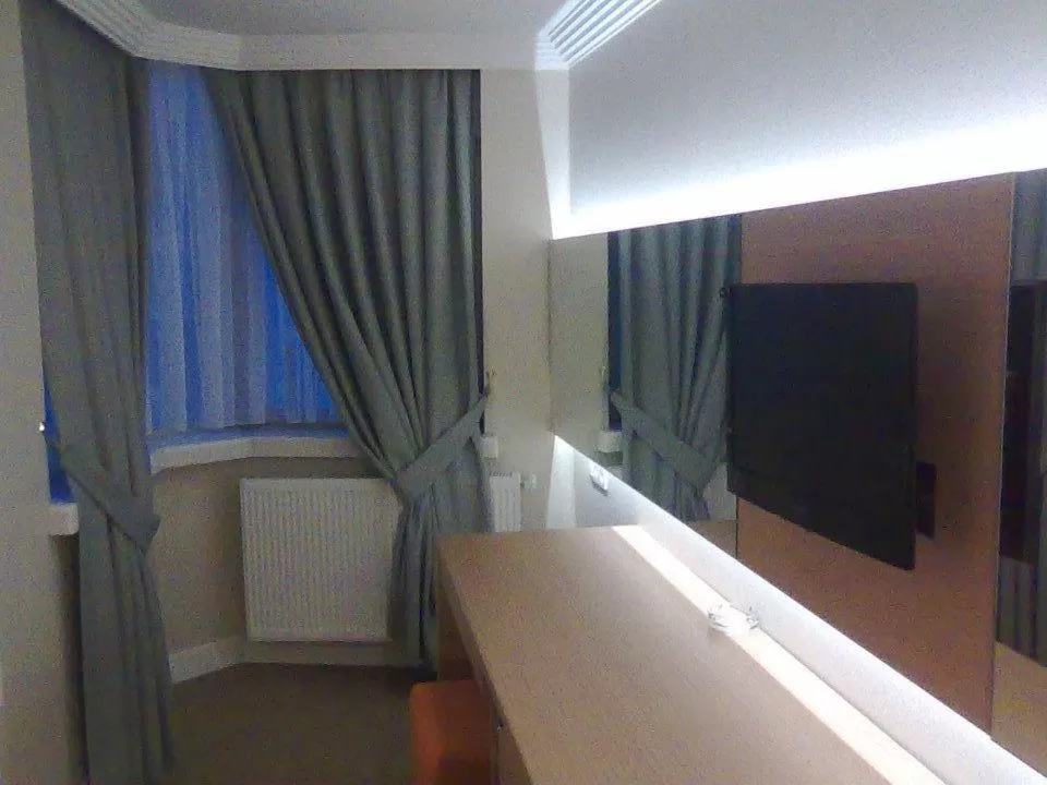 TV/Entertainment Center in Sahinbey Hotel