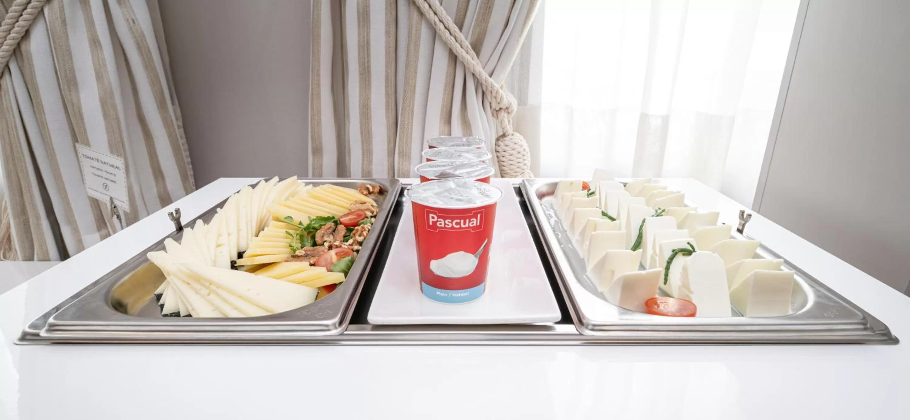 Breakfast in Hotel Villa Virginia