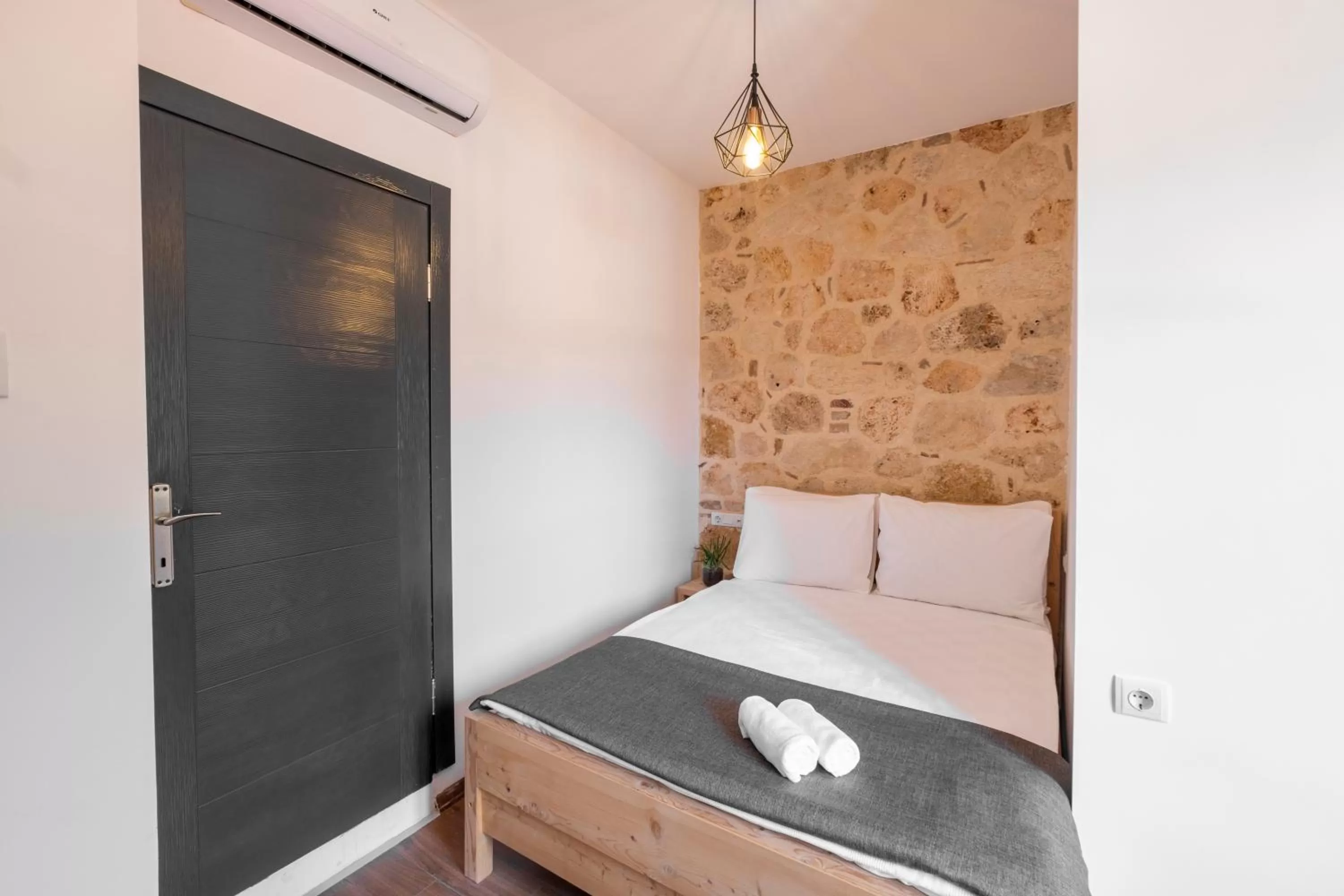 Bed in Solo Boutique Hotel